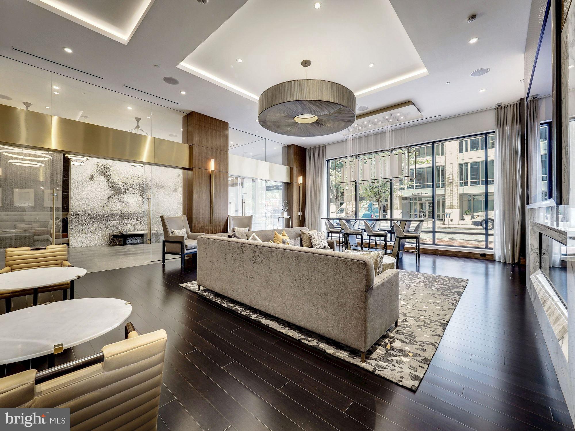 CHEVAL - Residential