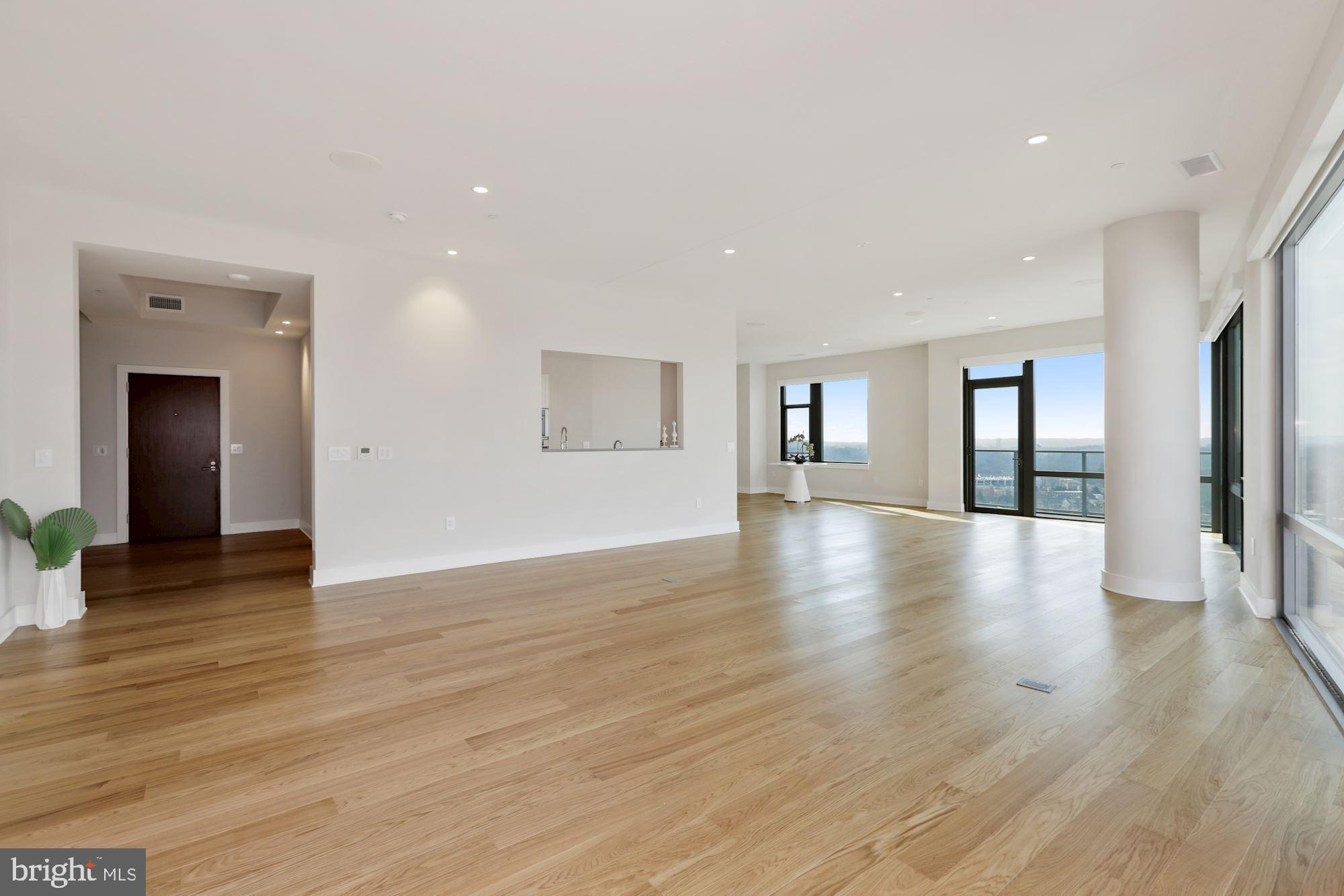 CHEVAL - Residential