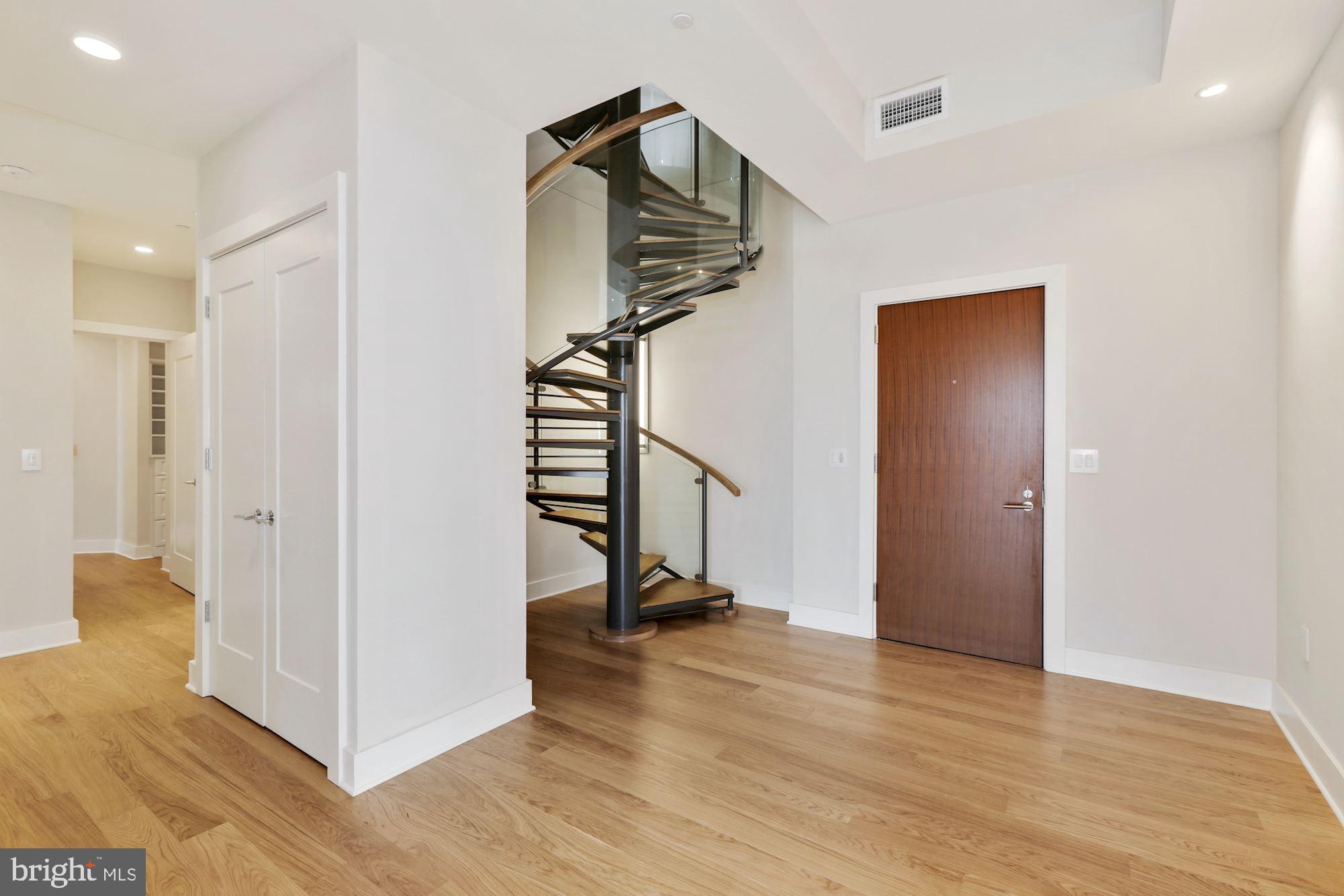 CHEVAL - Residential