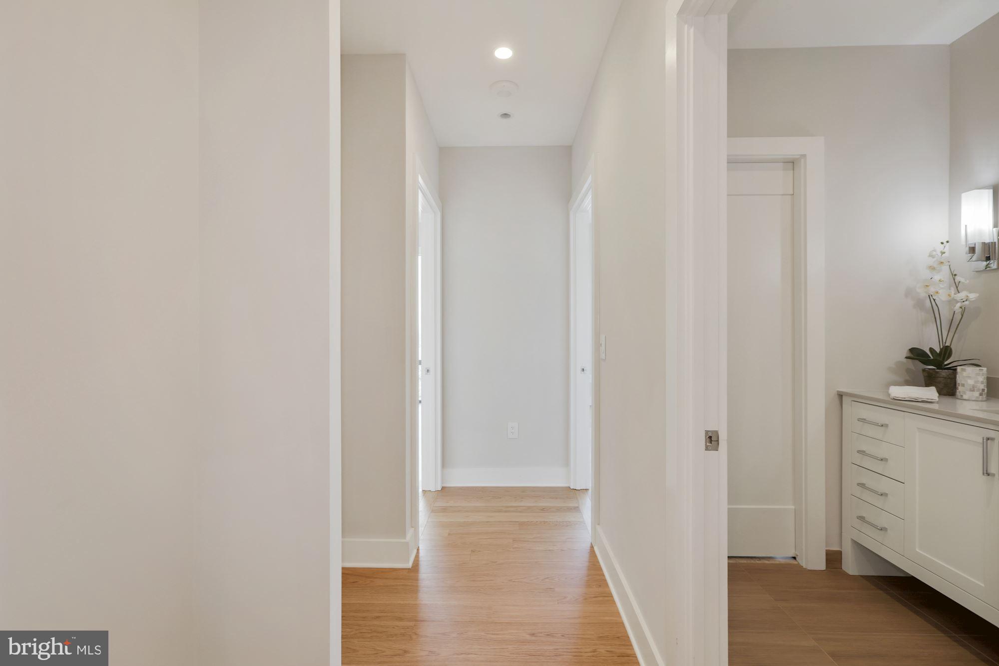 CHEVAL - Residential