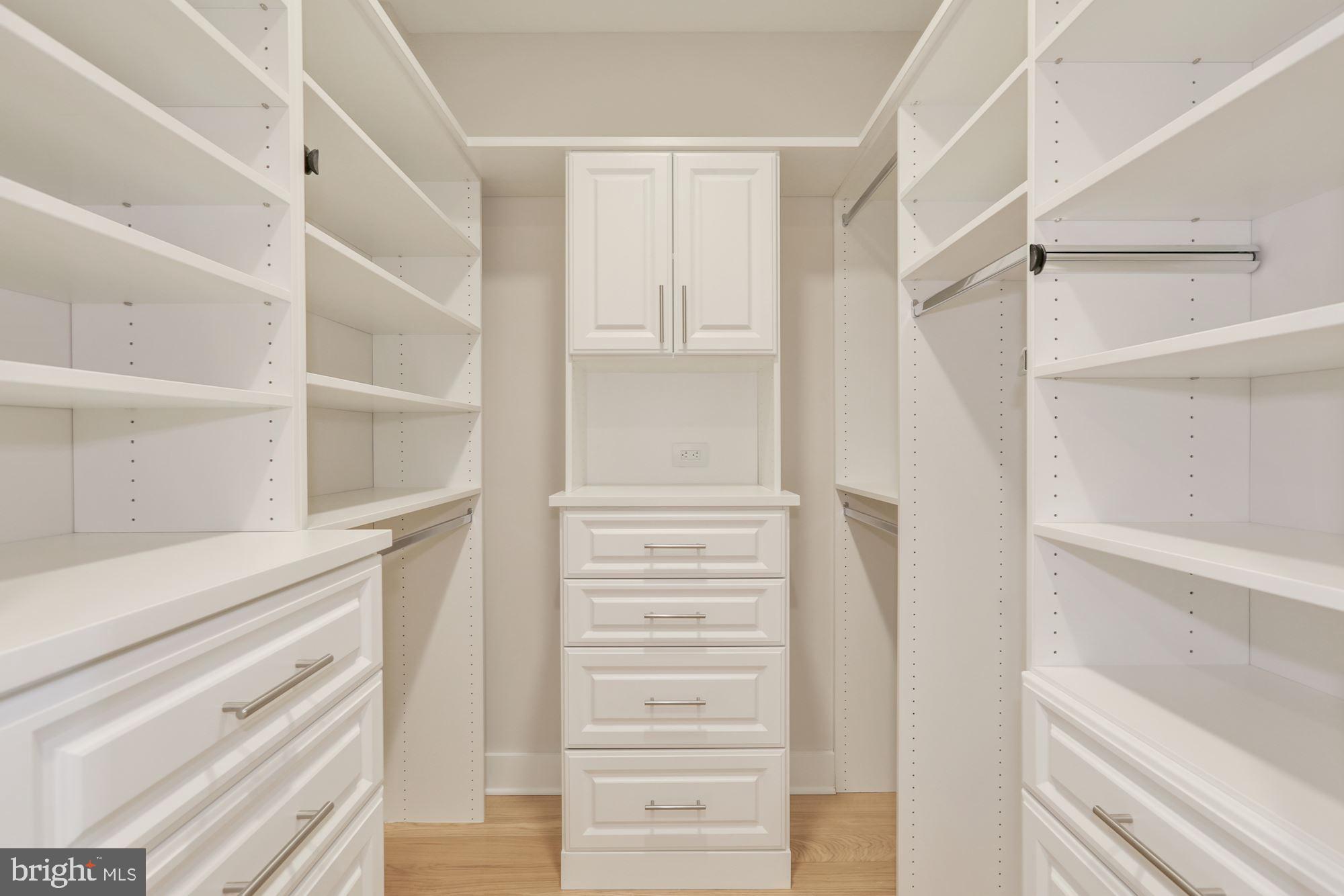 CHEVAL - Residential