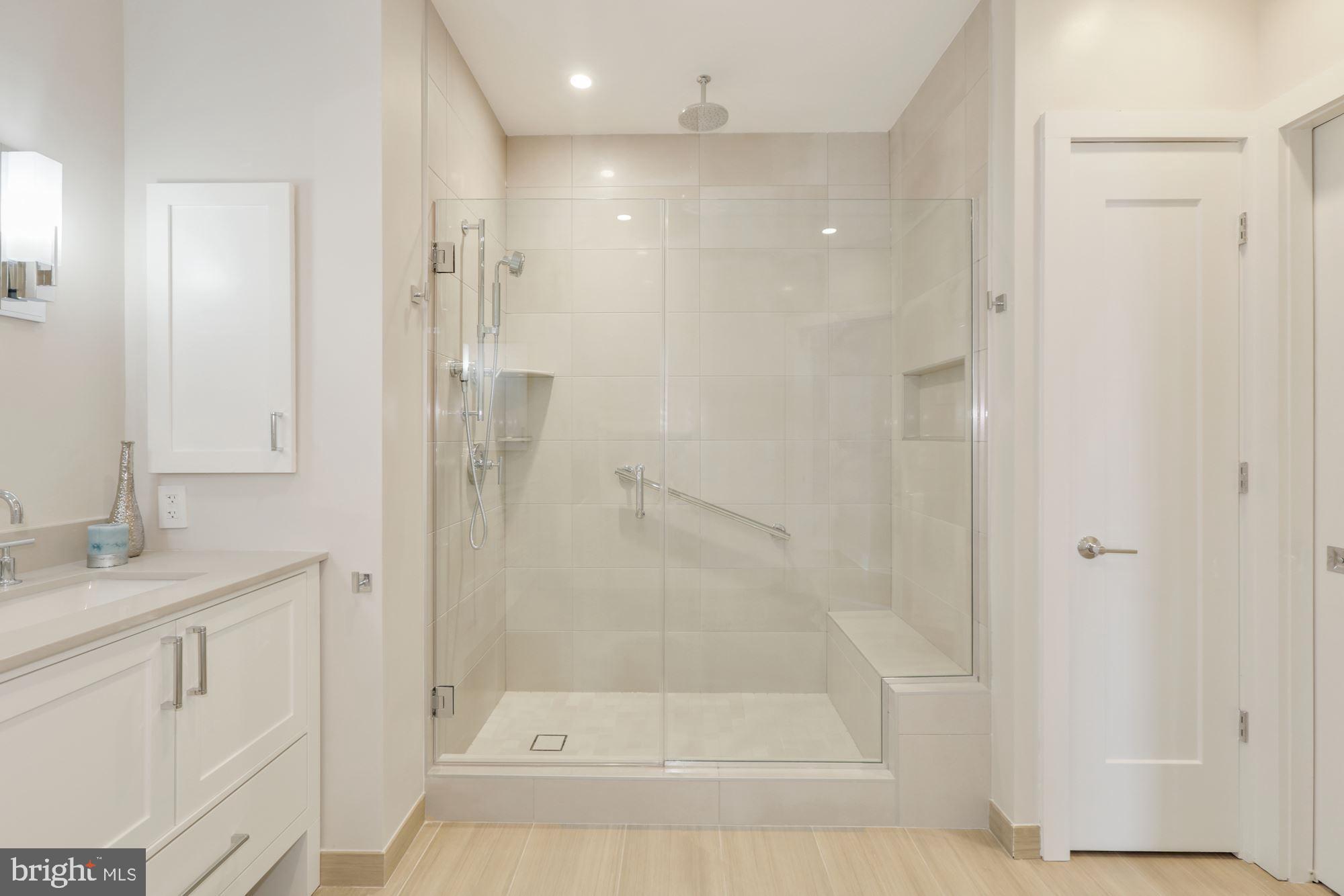 CHEVAL - Residential