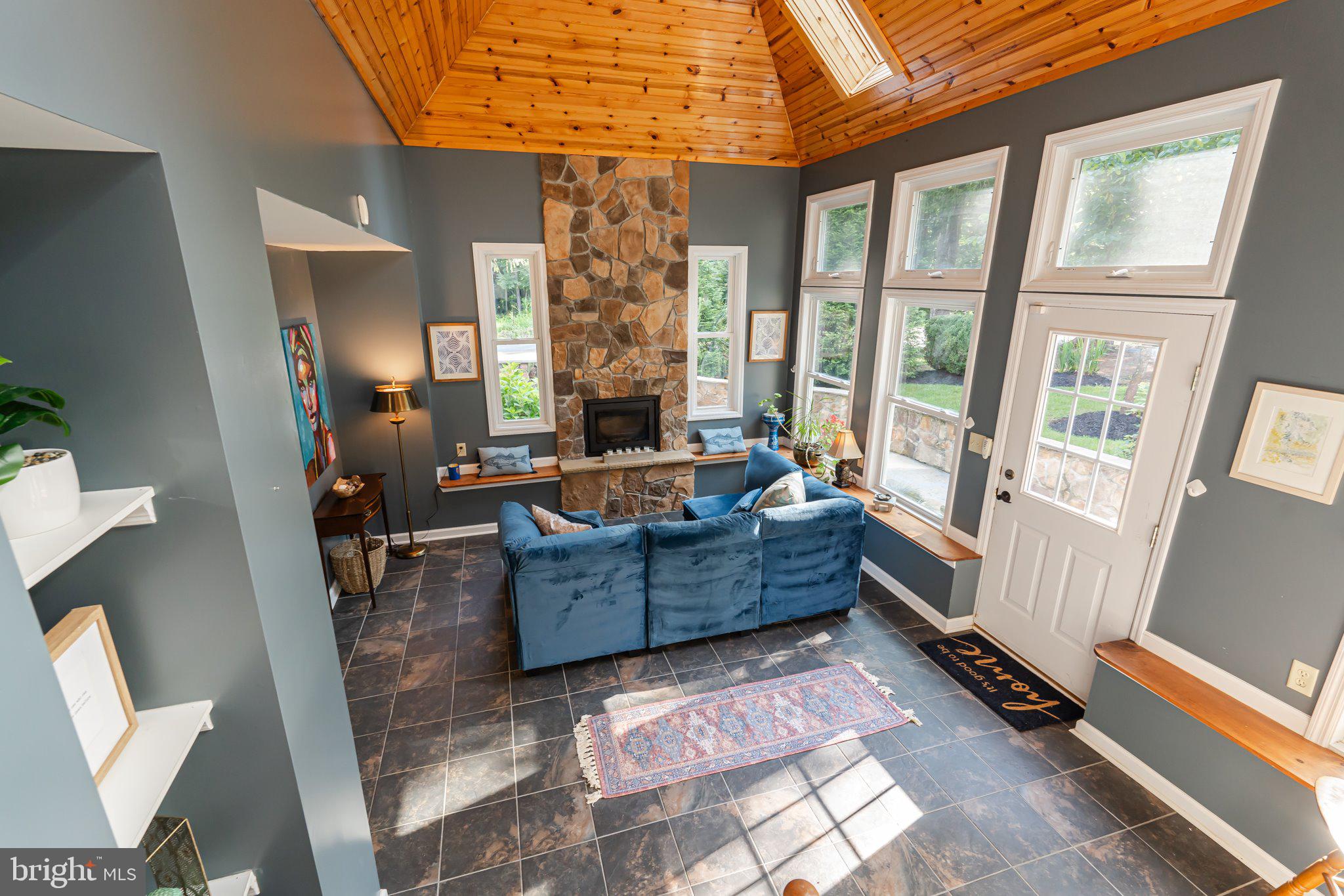1794 SCRABBLE ROAD