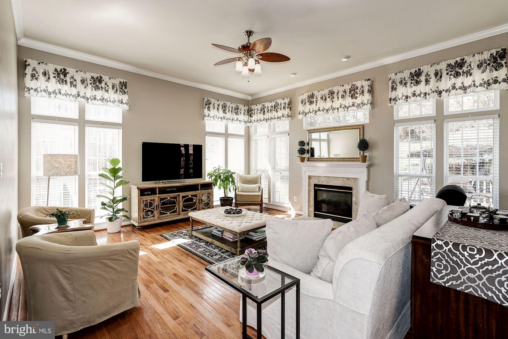 DAWSON LANDING - Residential