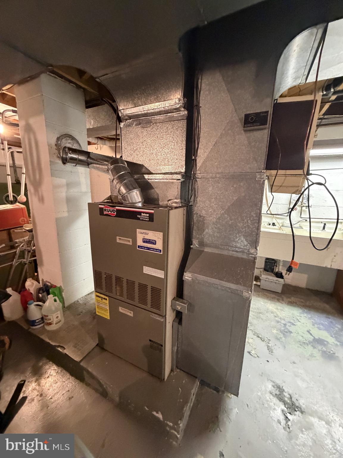 HOLIDAY ACRES - Residential