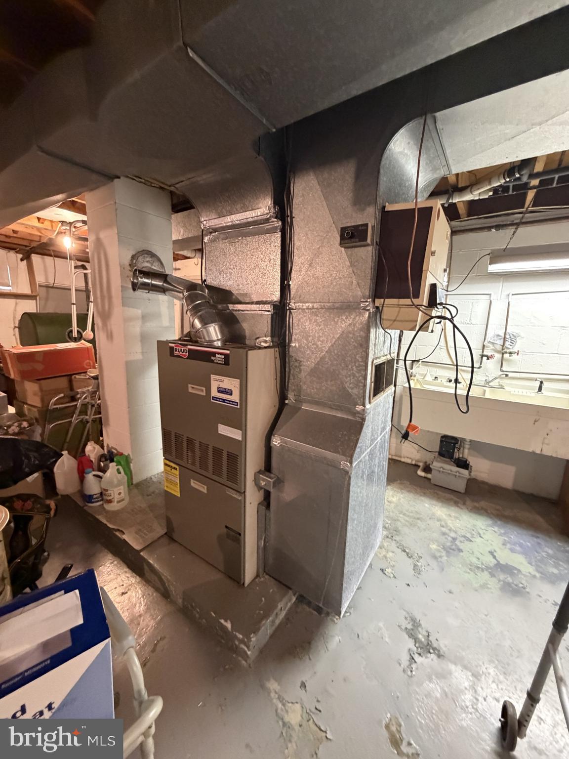 HOLIDAY ACRES - Residential