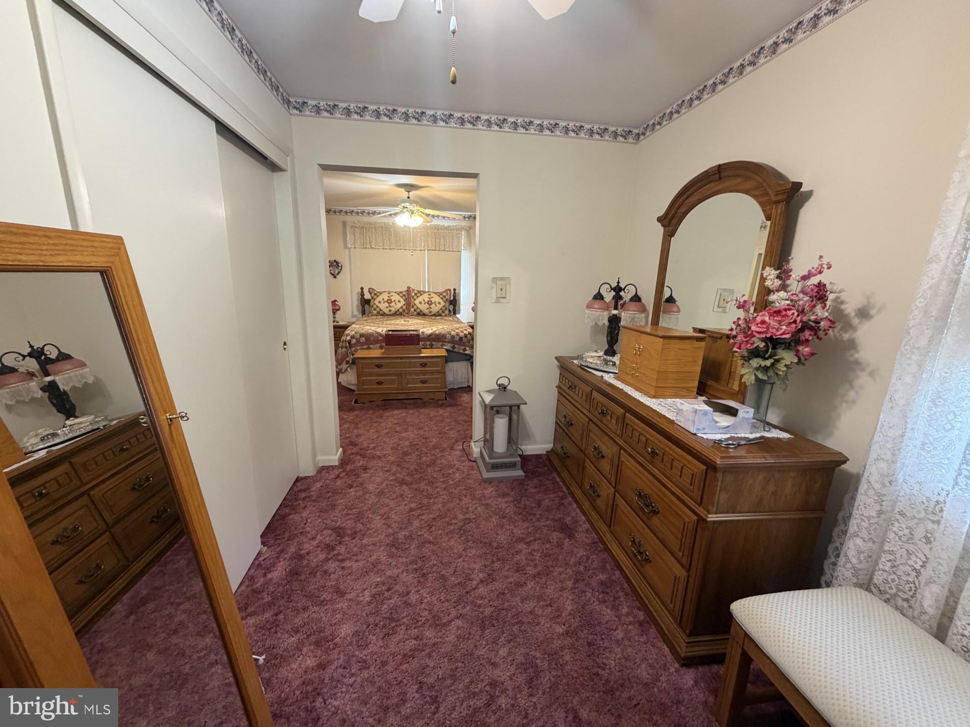 HOLIDAY ACRES - Residential