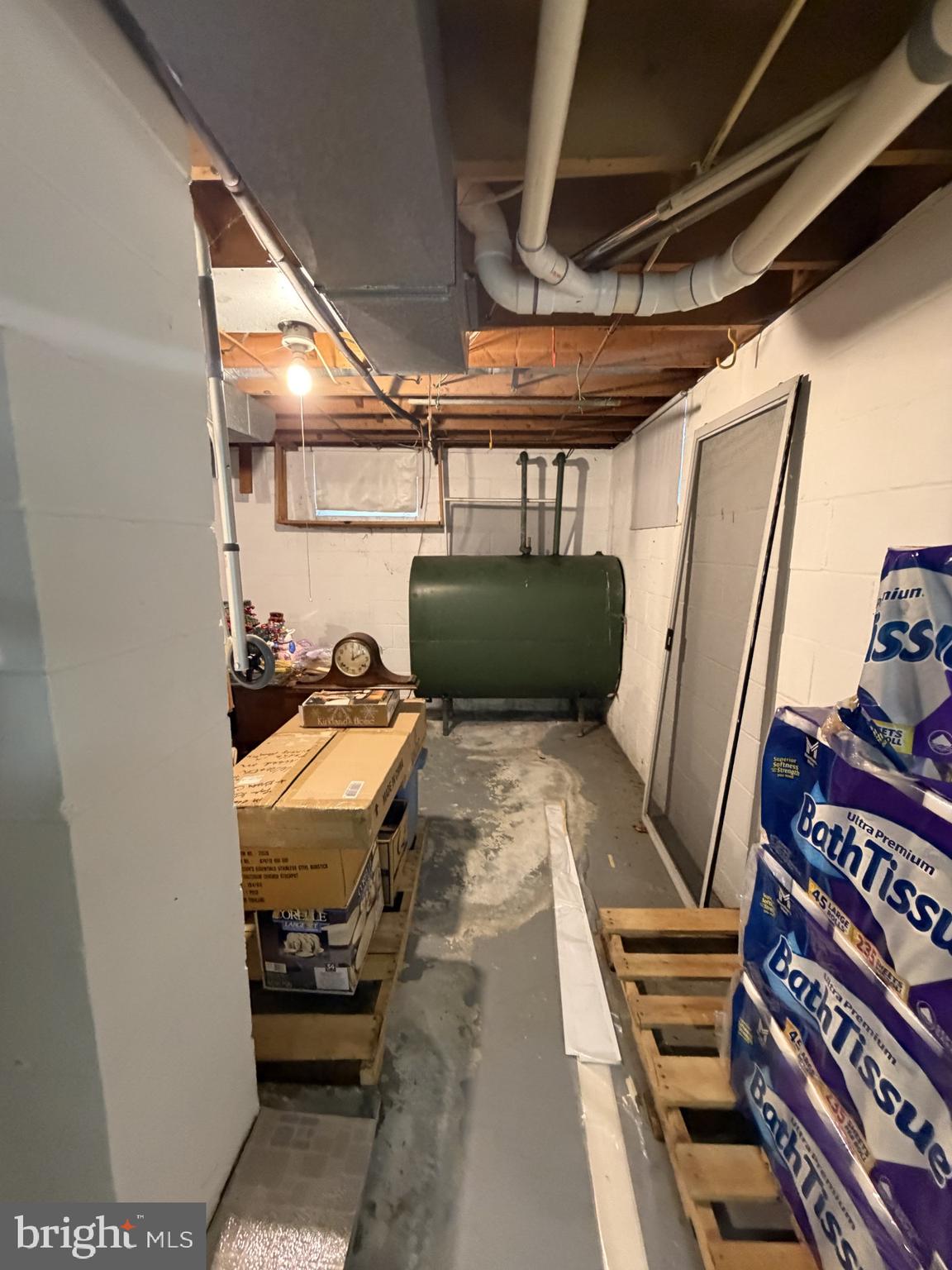 HOLIDAY ACRES - Residential