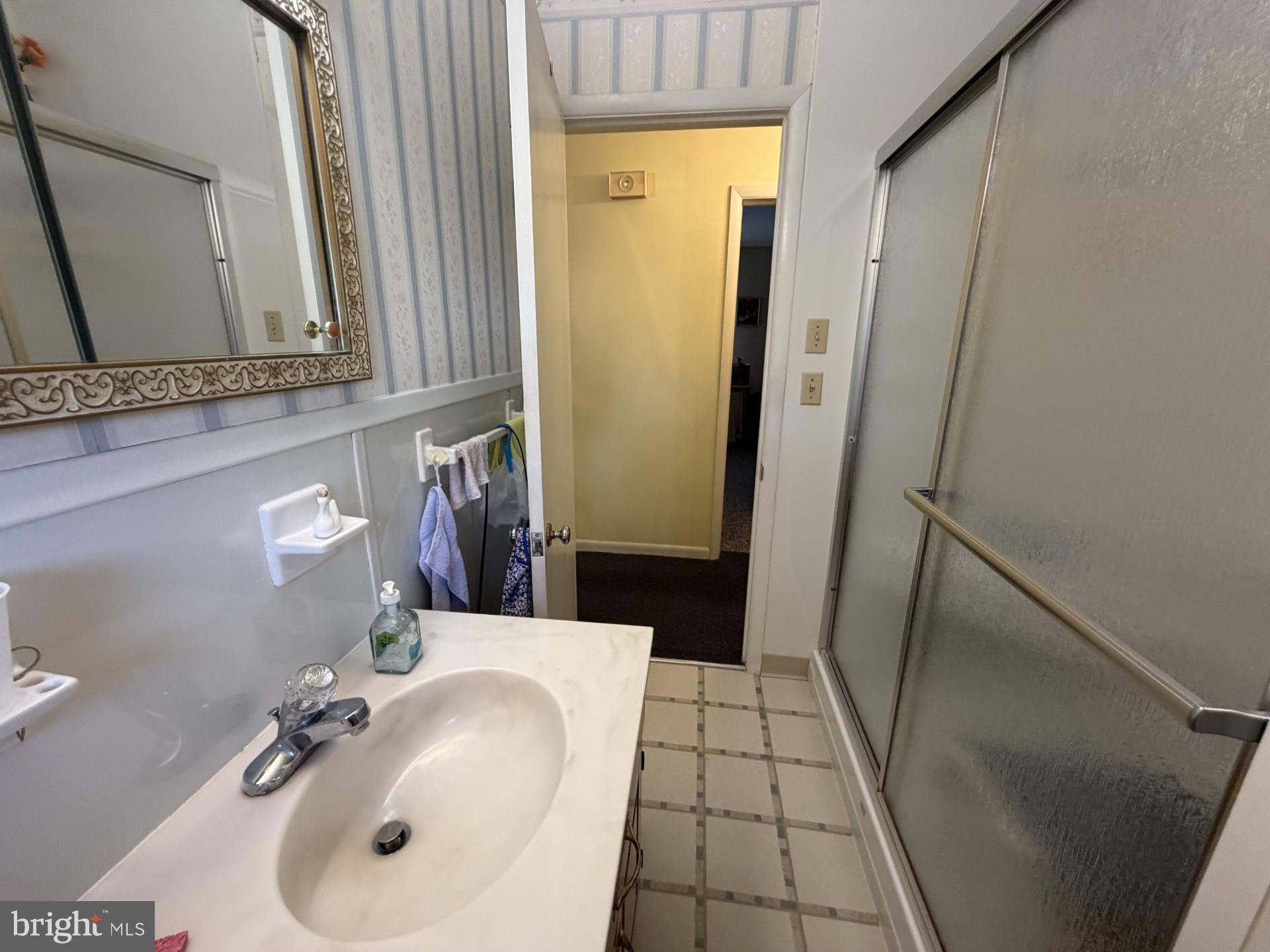 HOLIDAY ACRES - Residential