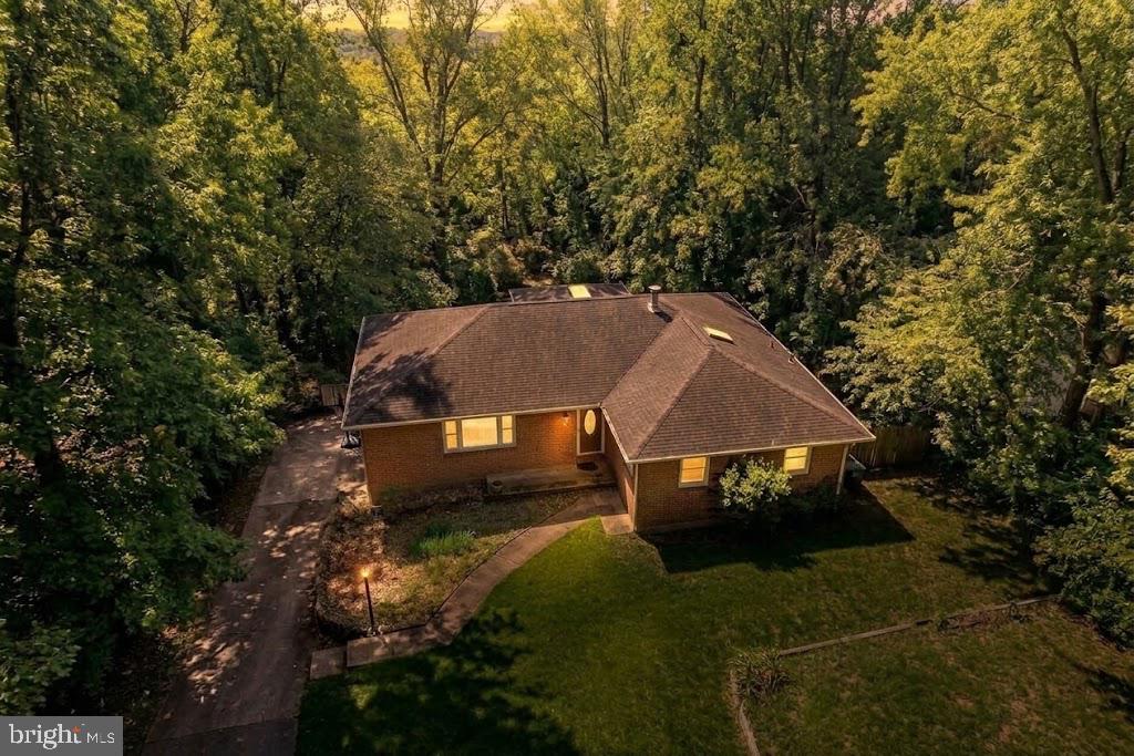 871 SHORE ACRES ROAD
