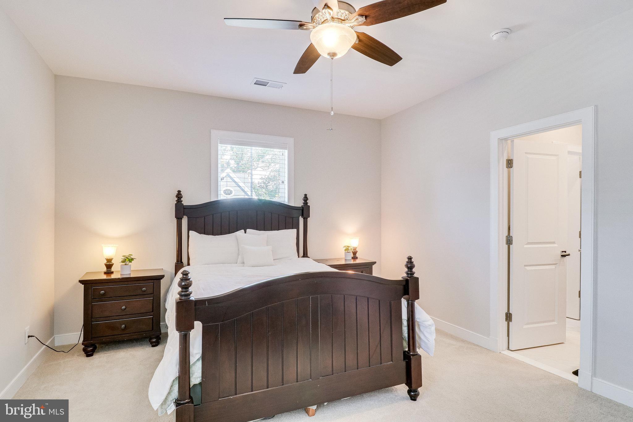 SILAS STATION - Residential