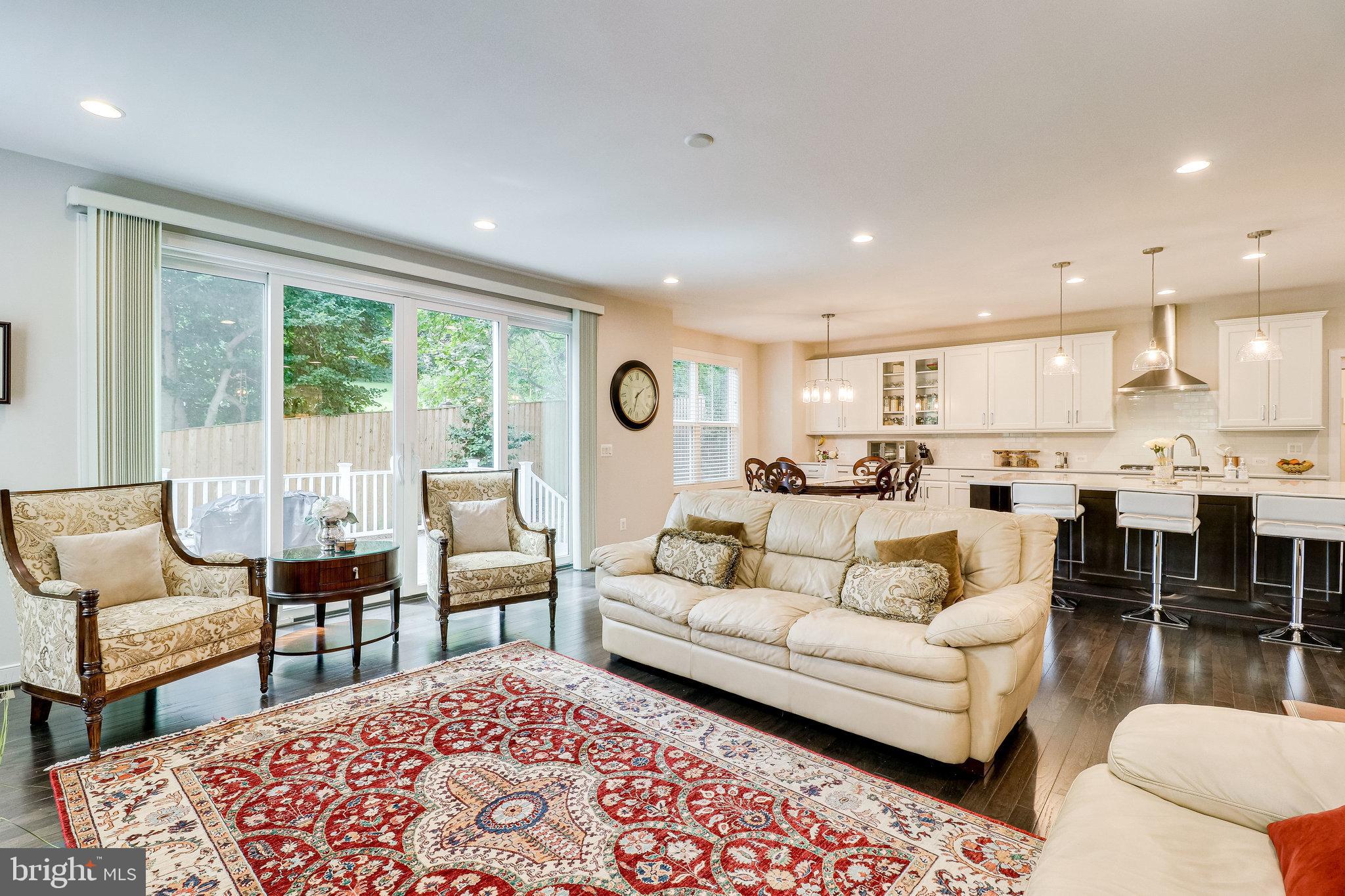 SILAS STATION - Residential