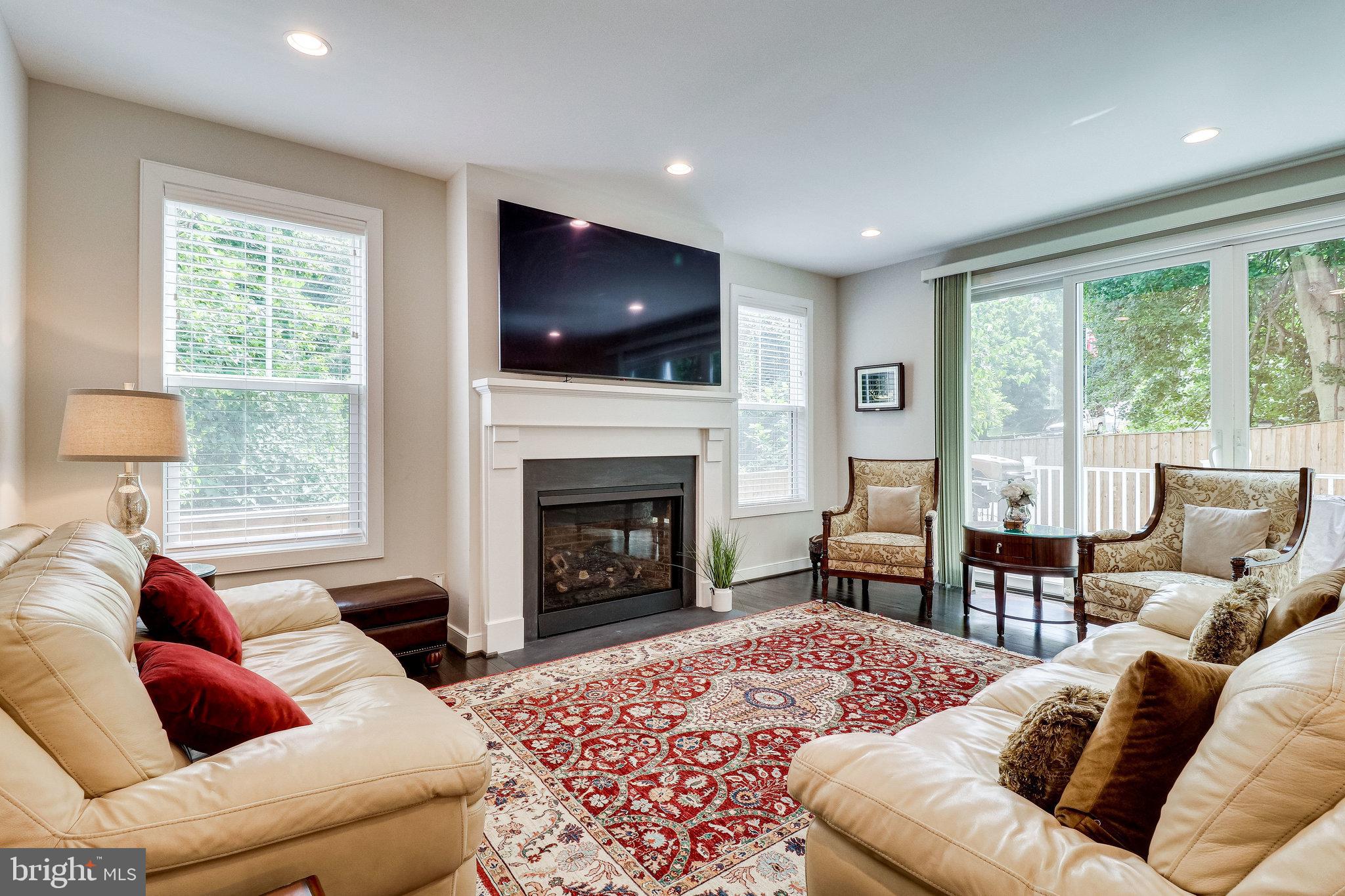 SILAS STATION - Residential