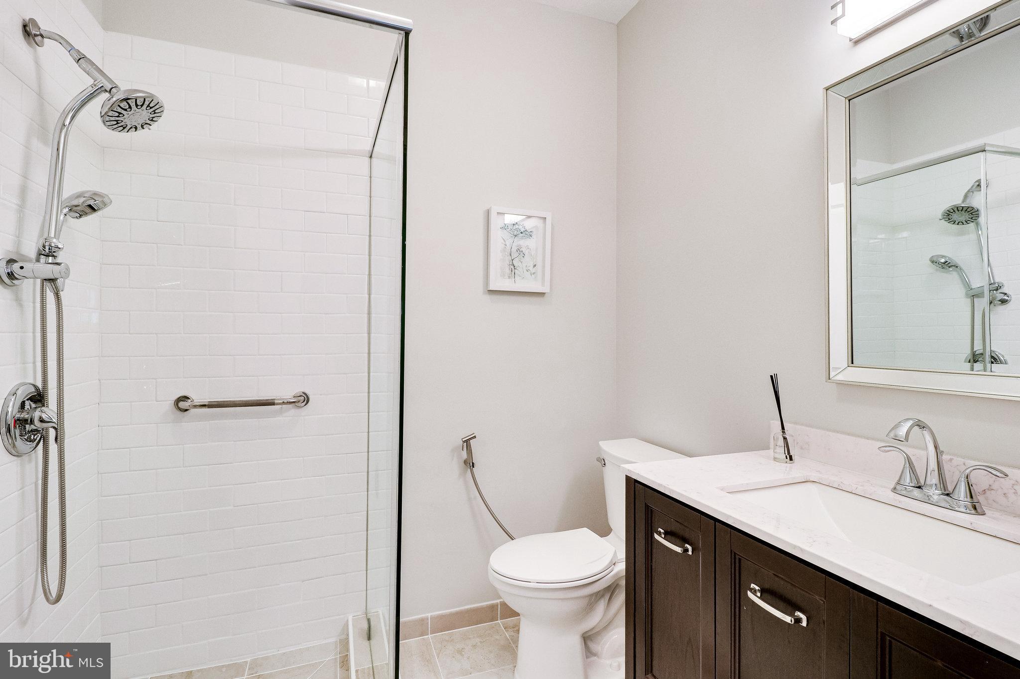 SILAS STATION - Residential