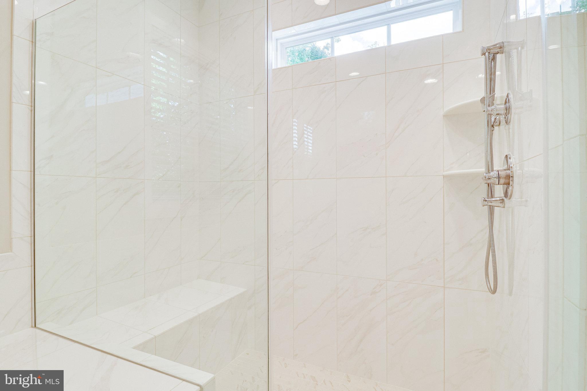 SILAS STATION - Residential