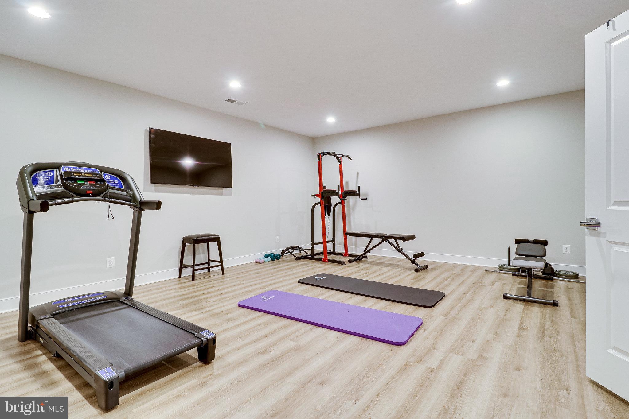 SILAS STATION - Residential