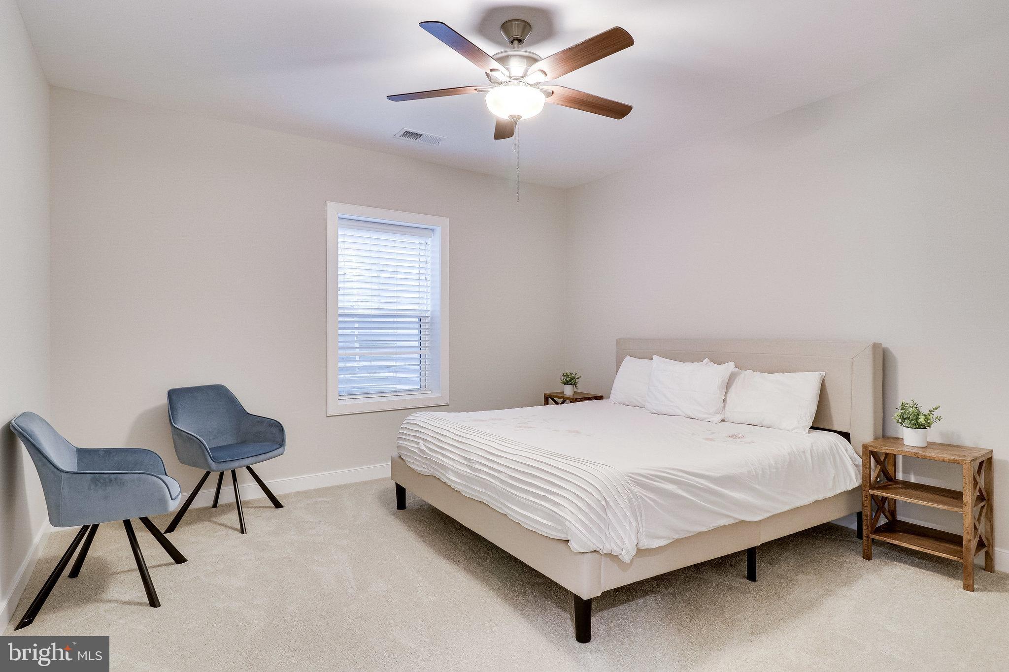 SILAS STATION - Residential