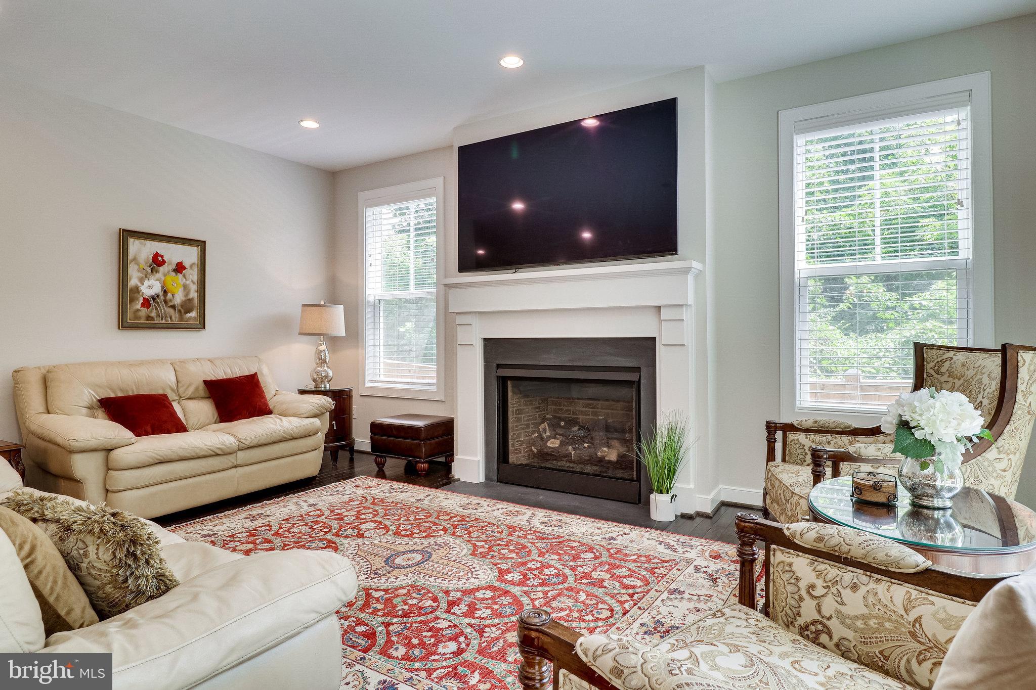 SILAS STATION - Residential