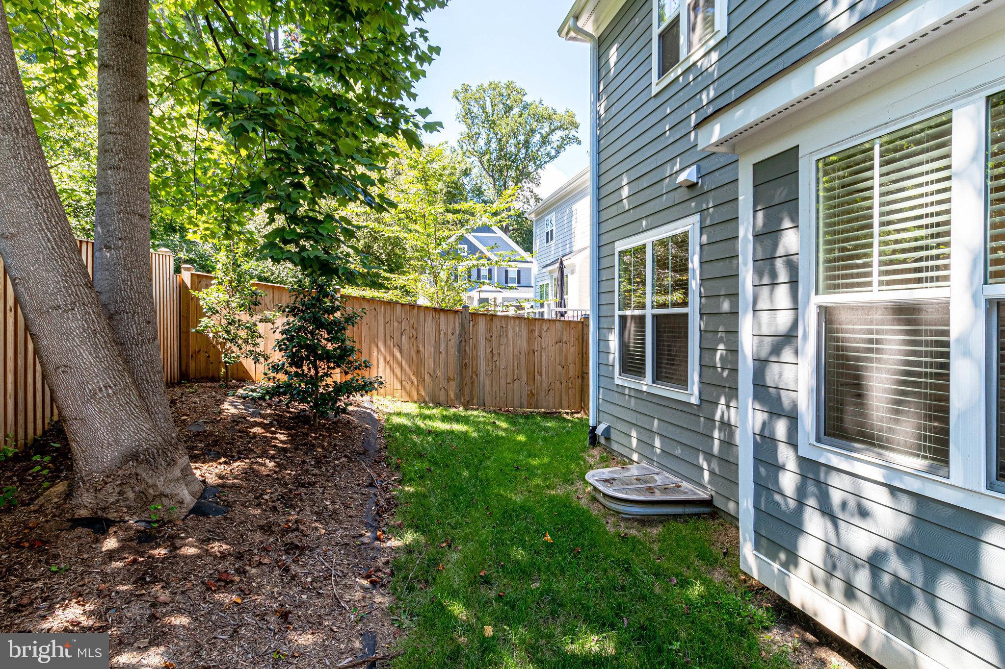 SILAS STATION - Residential