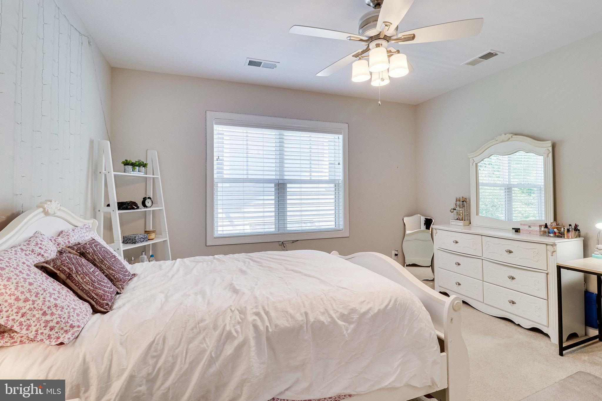 SILAS STATION - Residential