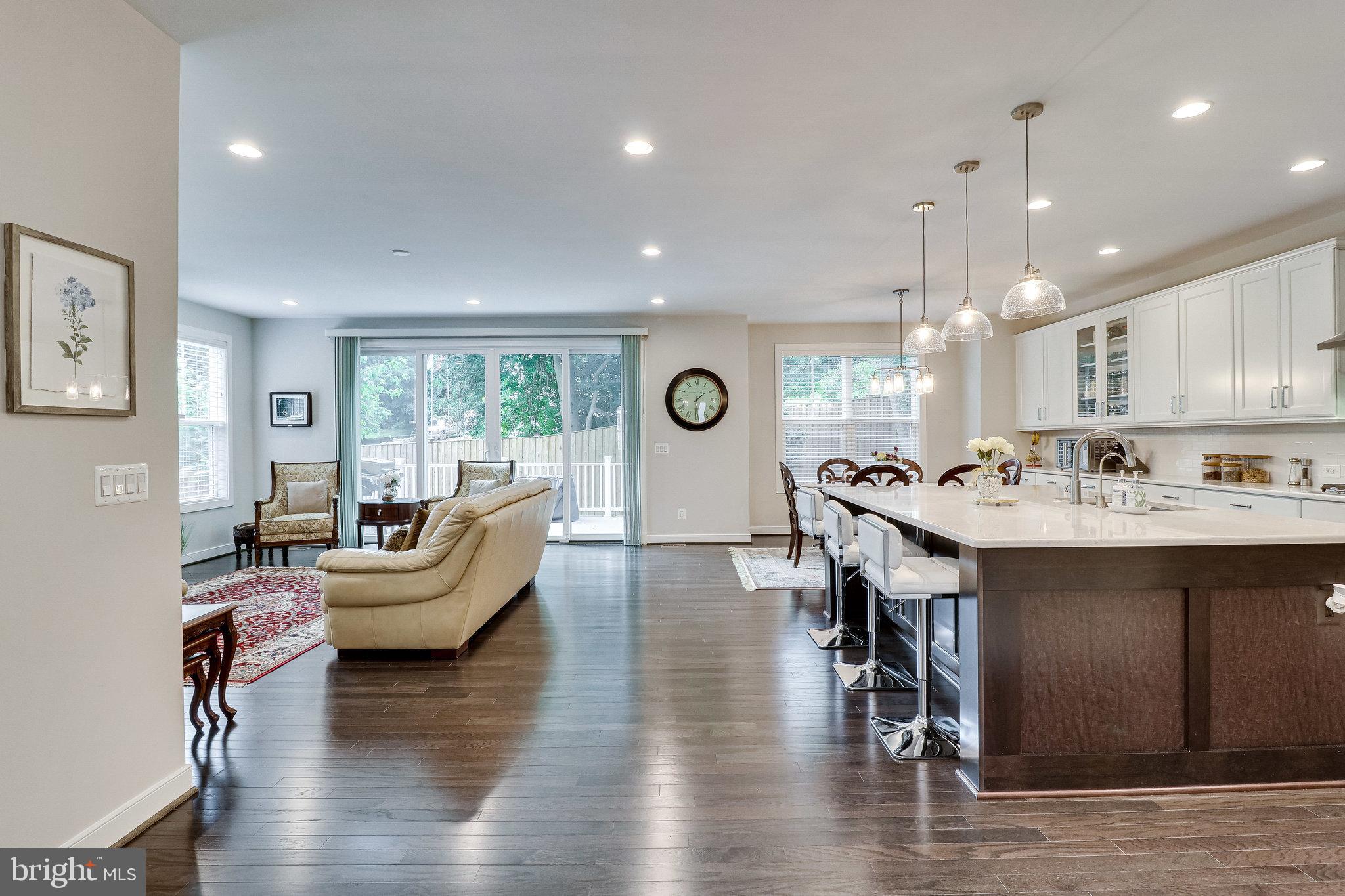 SILAS STATION - Residential