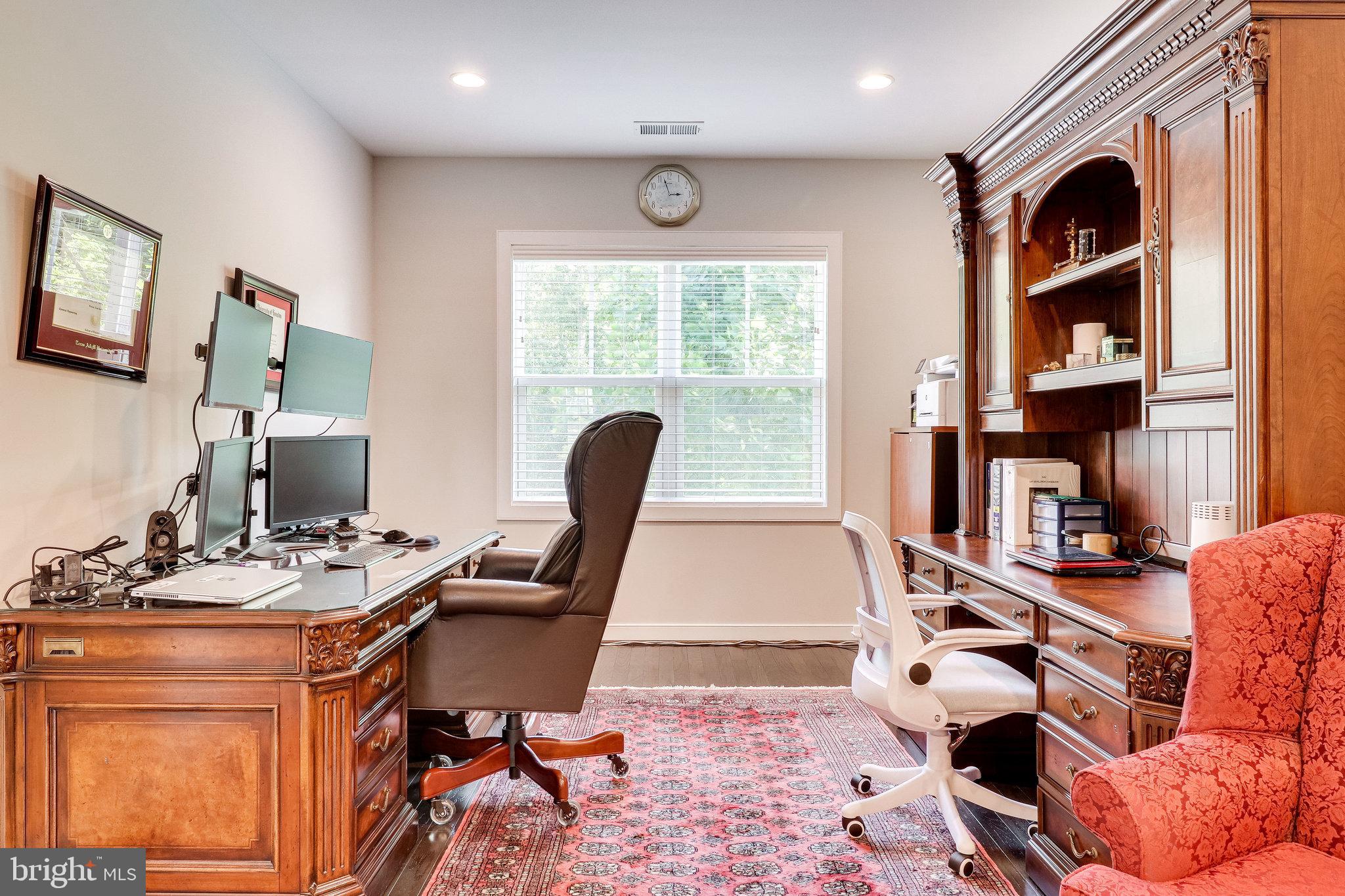 SILAS STATION - Residential