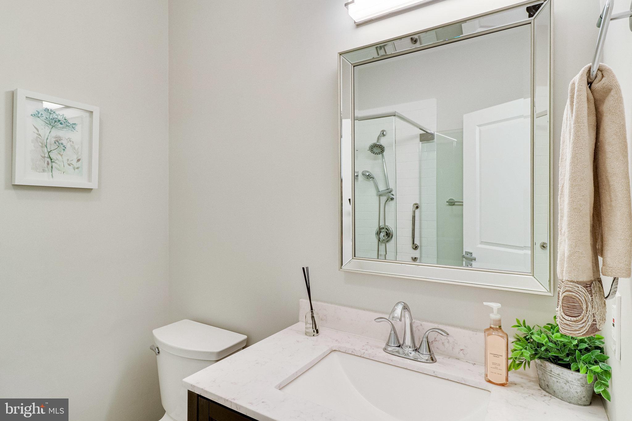 SILAS STATION - Residential