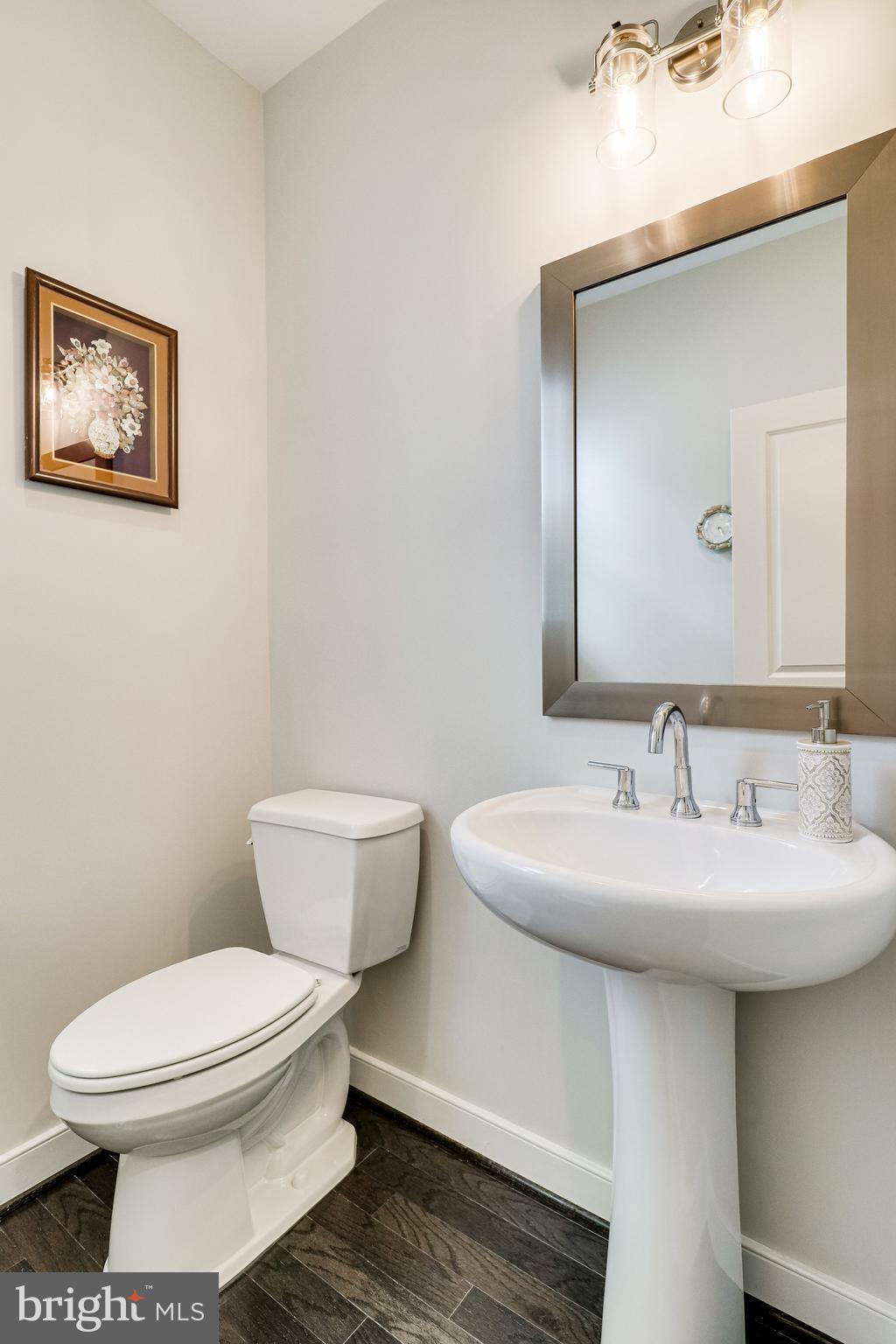 SILAS STATION - Residential