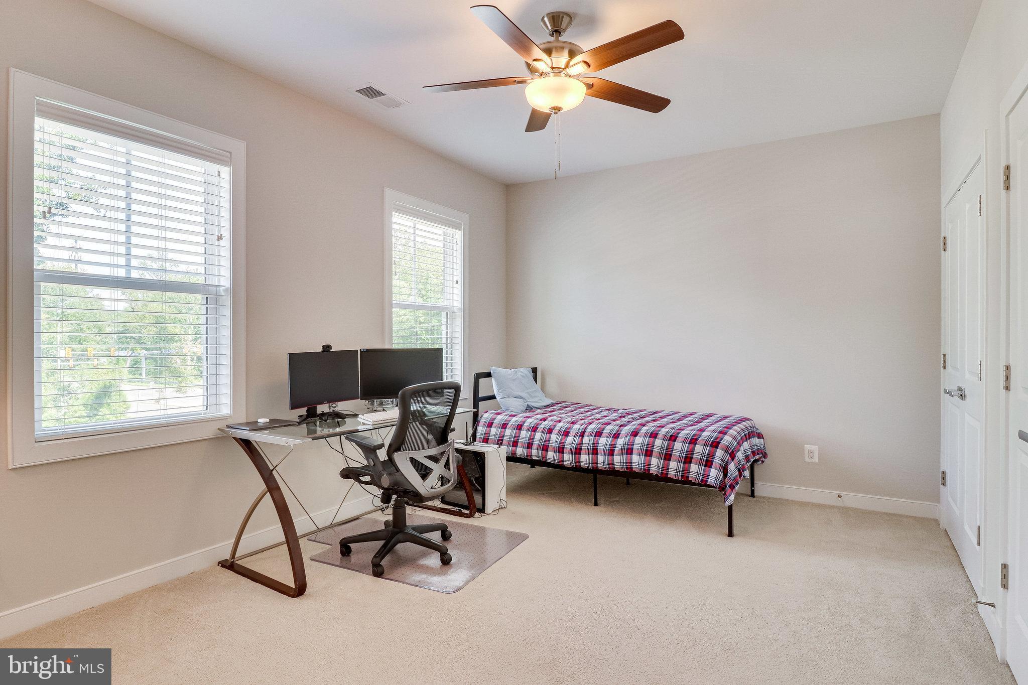 SILAS STATION - Residential