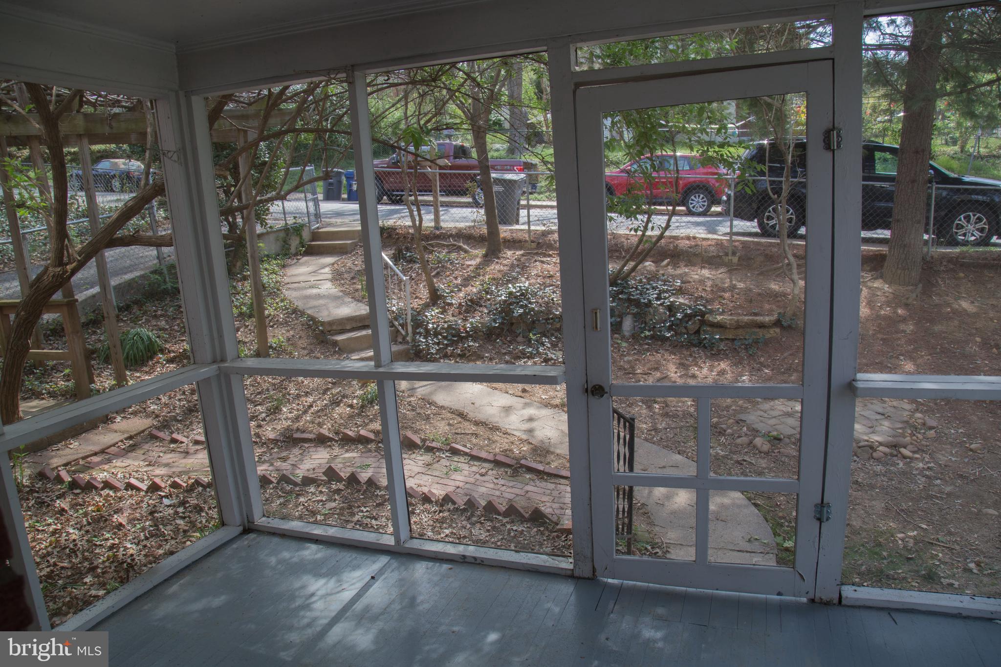 JEFFERSON MANOR - Residential Lease