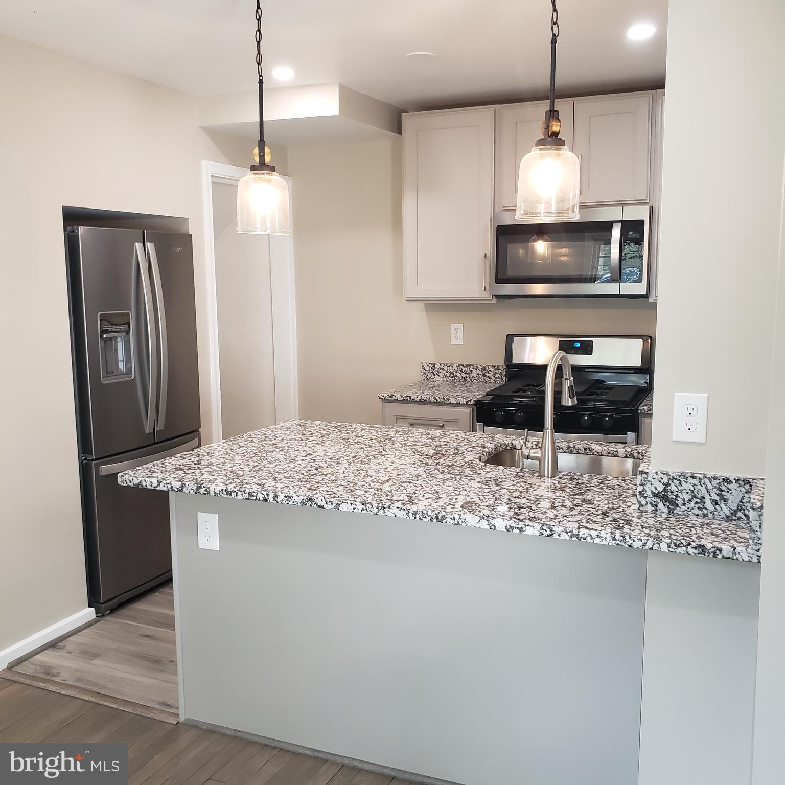 JEFFERSON MANOR - Residential Lease