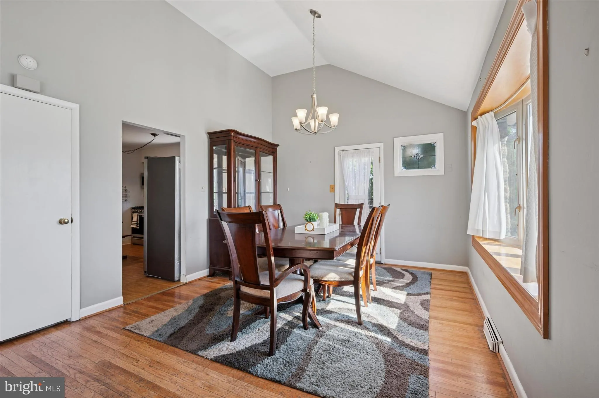 Glenside, Pennsylvania 19038, United States, 4 Bedrooms Bedrooms, ,3 BathroomsBathrooms,Residential,Active,96301