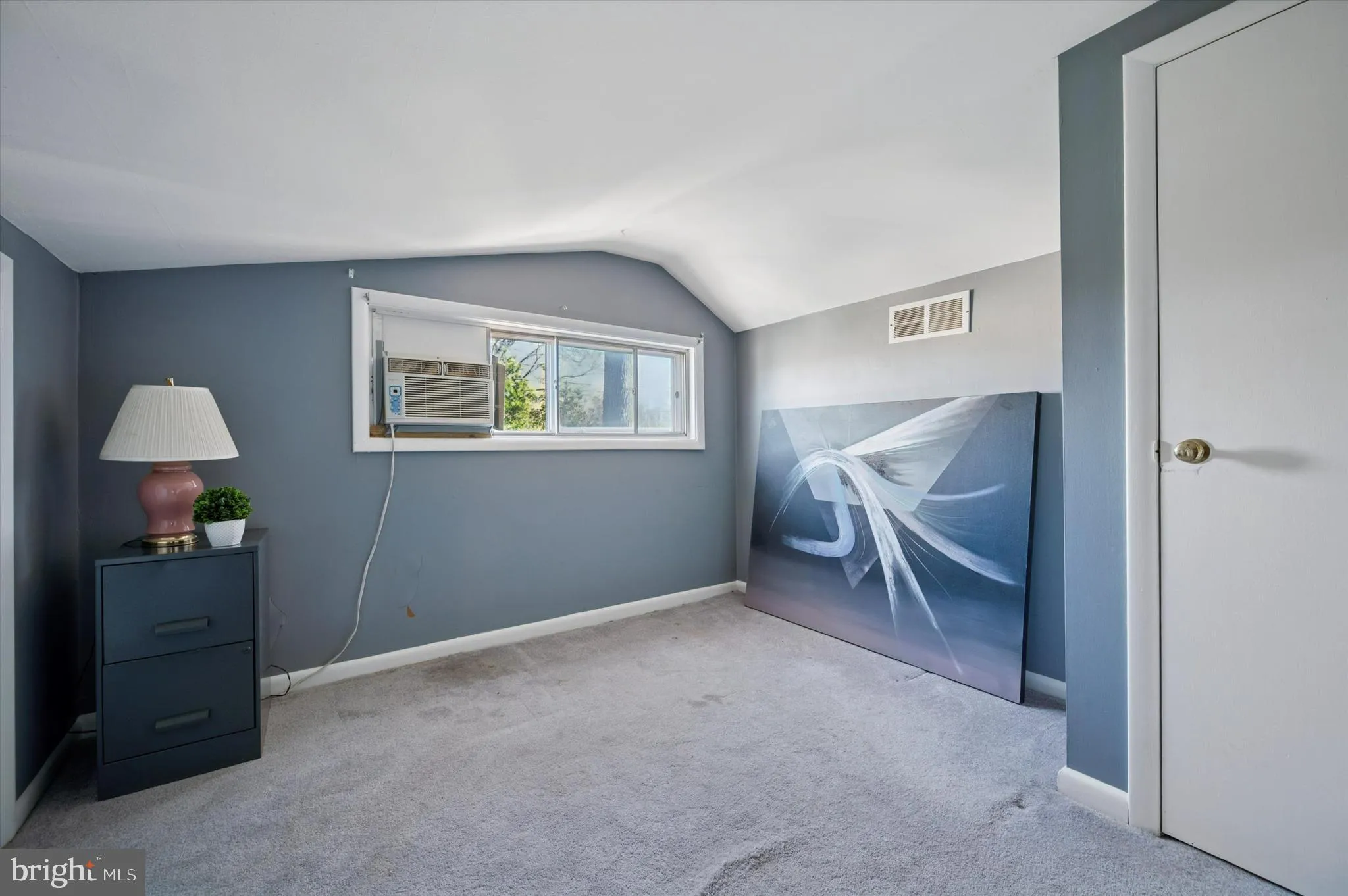 Glenside, Pennsylvania 19038, United States, 4 Bedrooms Bedrooms, ,3 BathroomsBathrooms,Residential,Active,96301