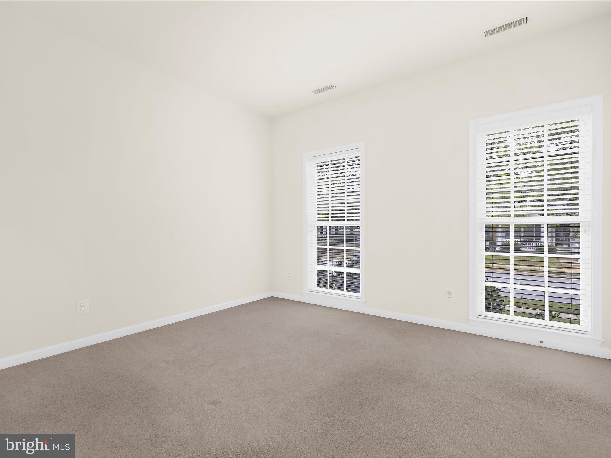 EASTON CLUB EAST - Residential