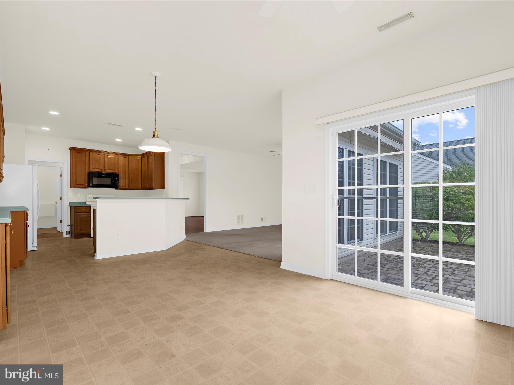 EASTON CLUB EAST - Residential