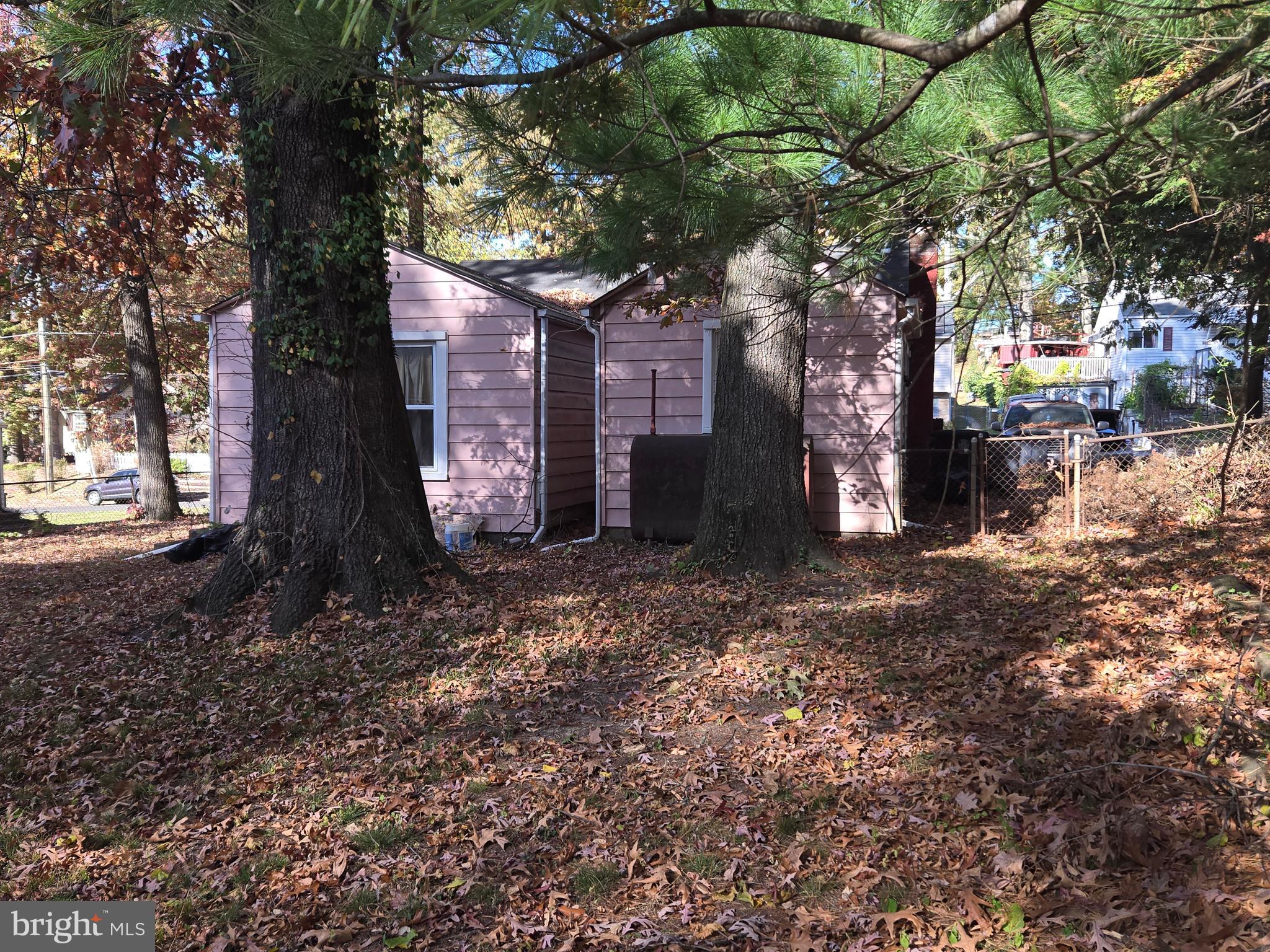 ENGLEWOOD - Residential