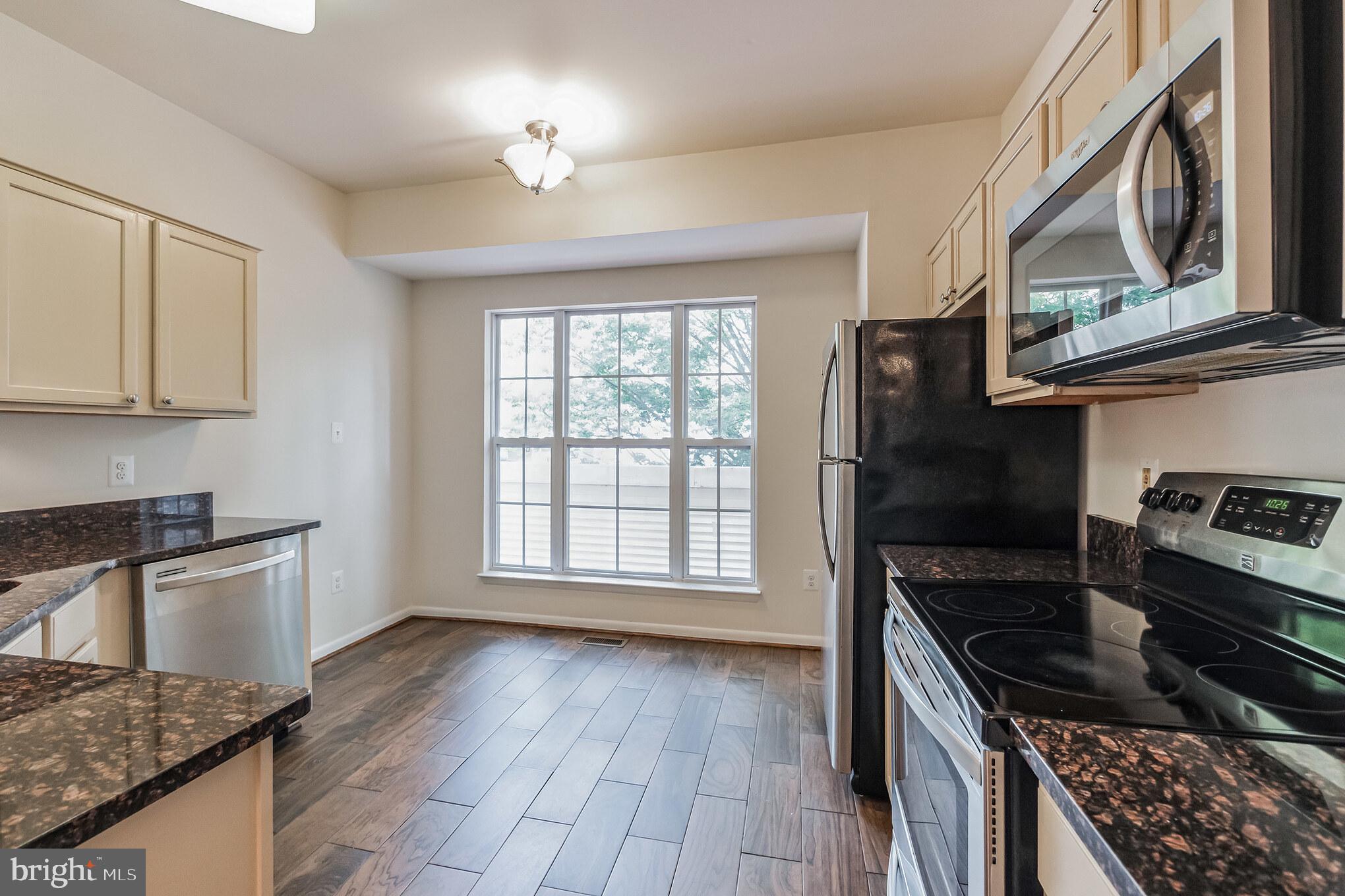 ODEND HAL - Residential Lease