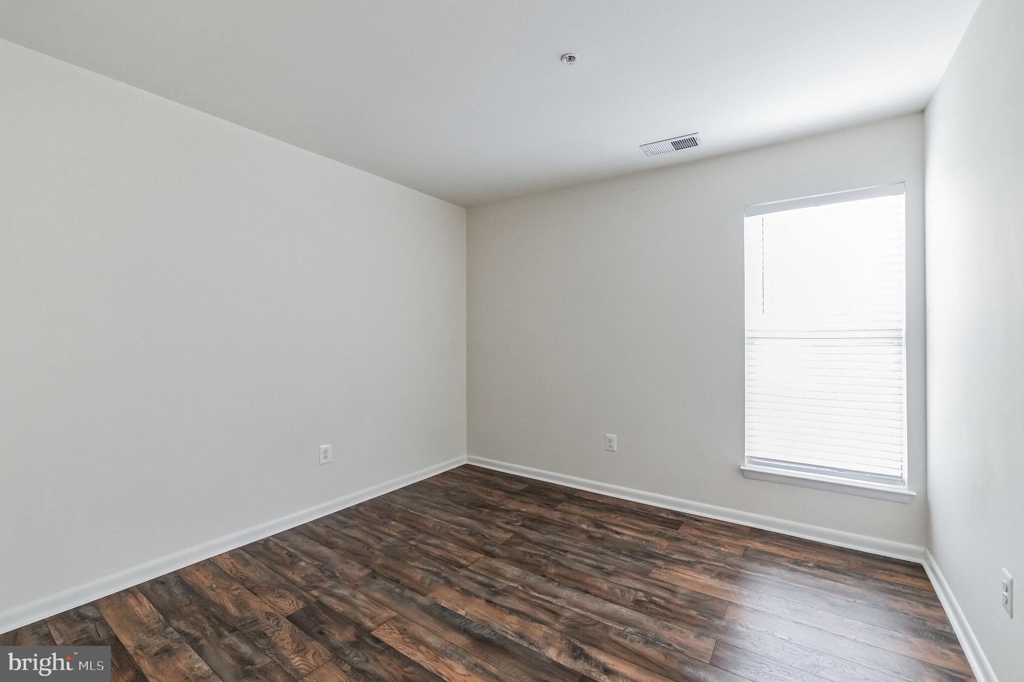 ODEND HAL - Residential Lease