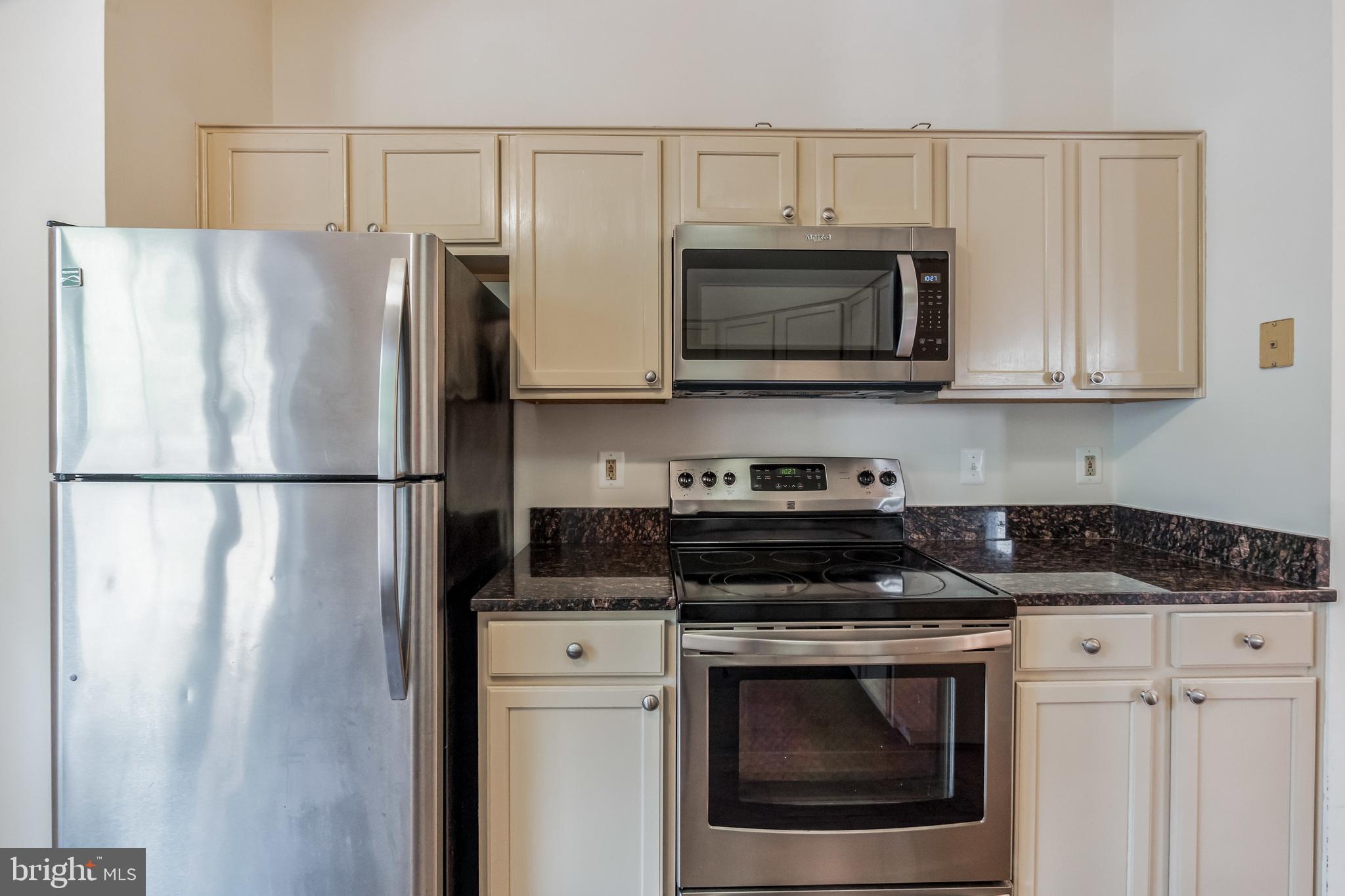 ODEND HAL - Residential Lease