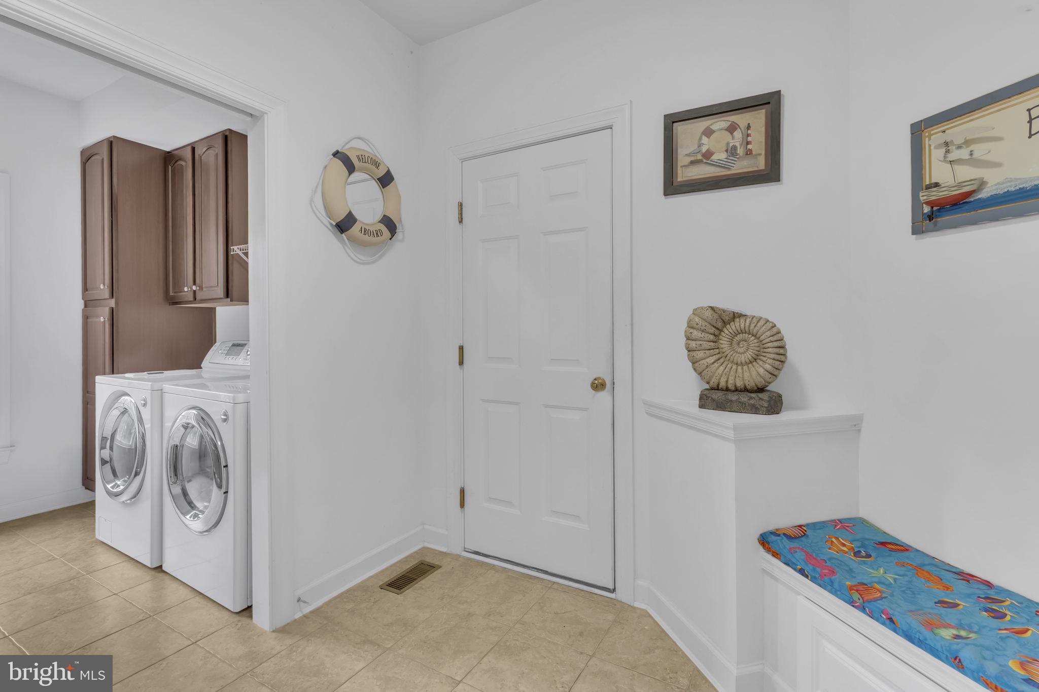 THE VILLAGE OF WAXPOOL - Residential