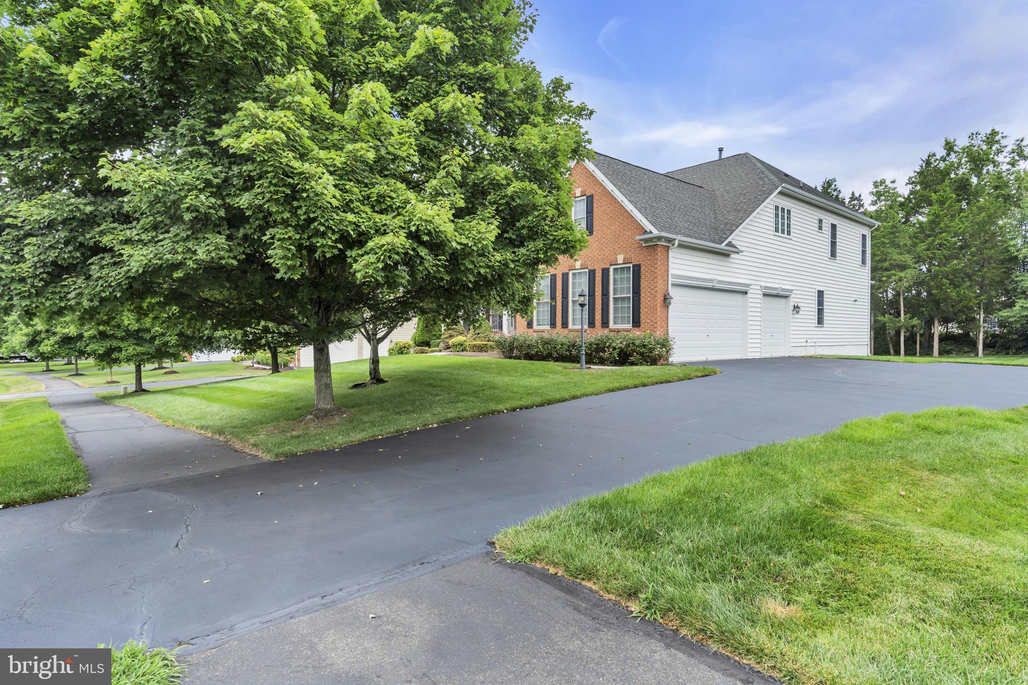 THE VILLAGE OF WAXPOOL - Residential