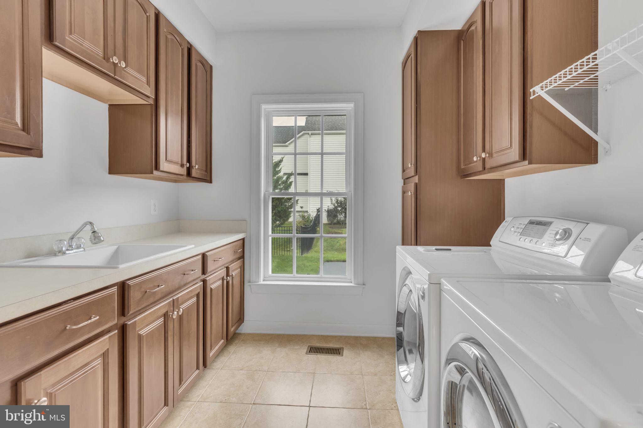 THE VILLAGE OF WAXPOOL - Residential