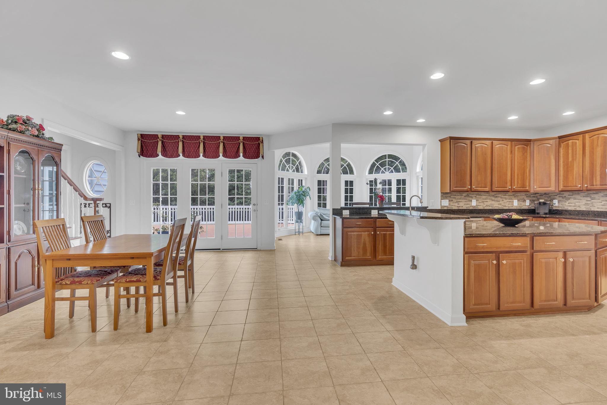 THE VILLAGE OF WAXPOOL - Residential