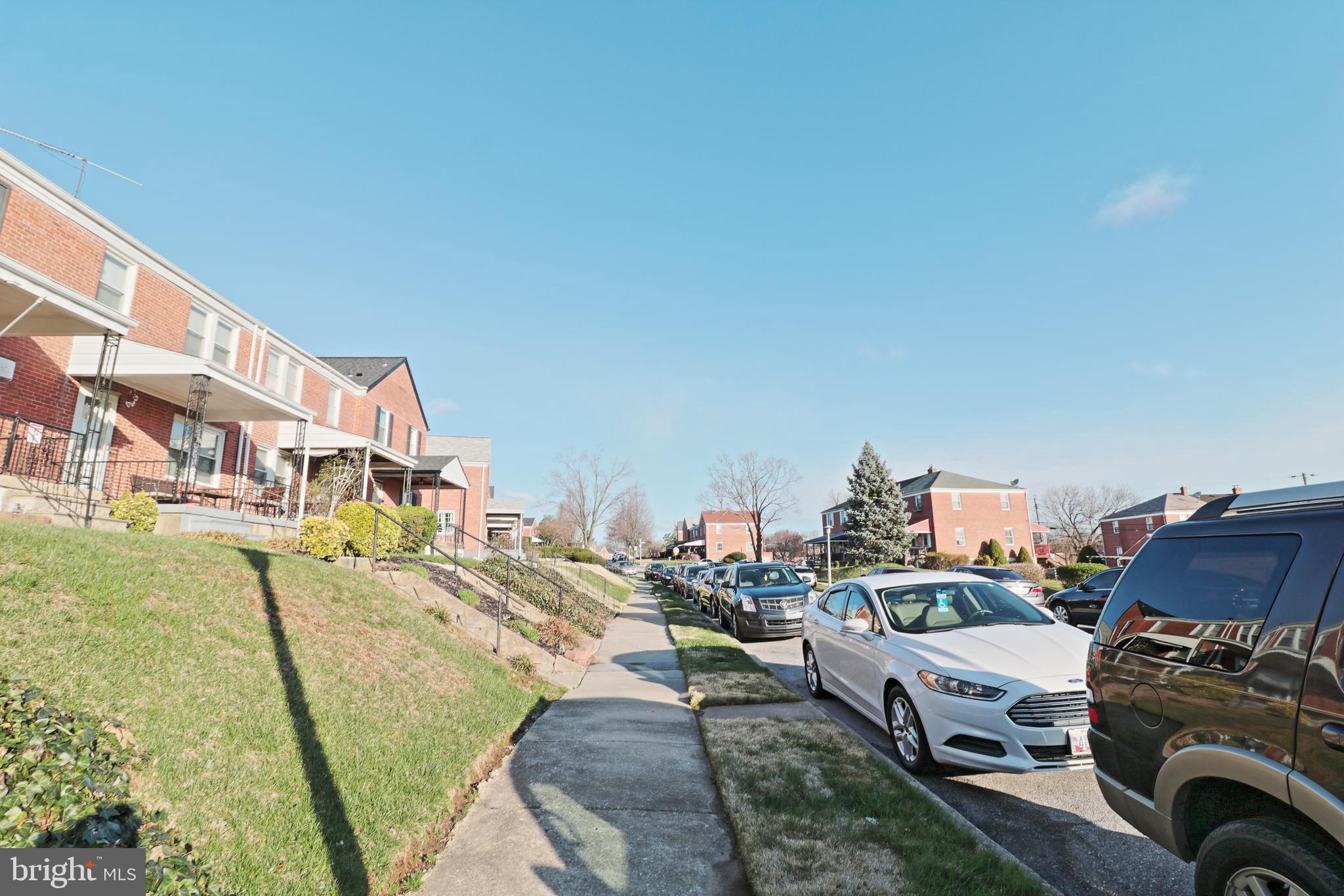 WEST HILLS - Residential