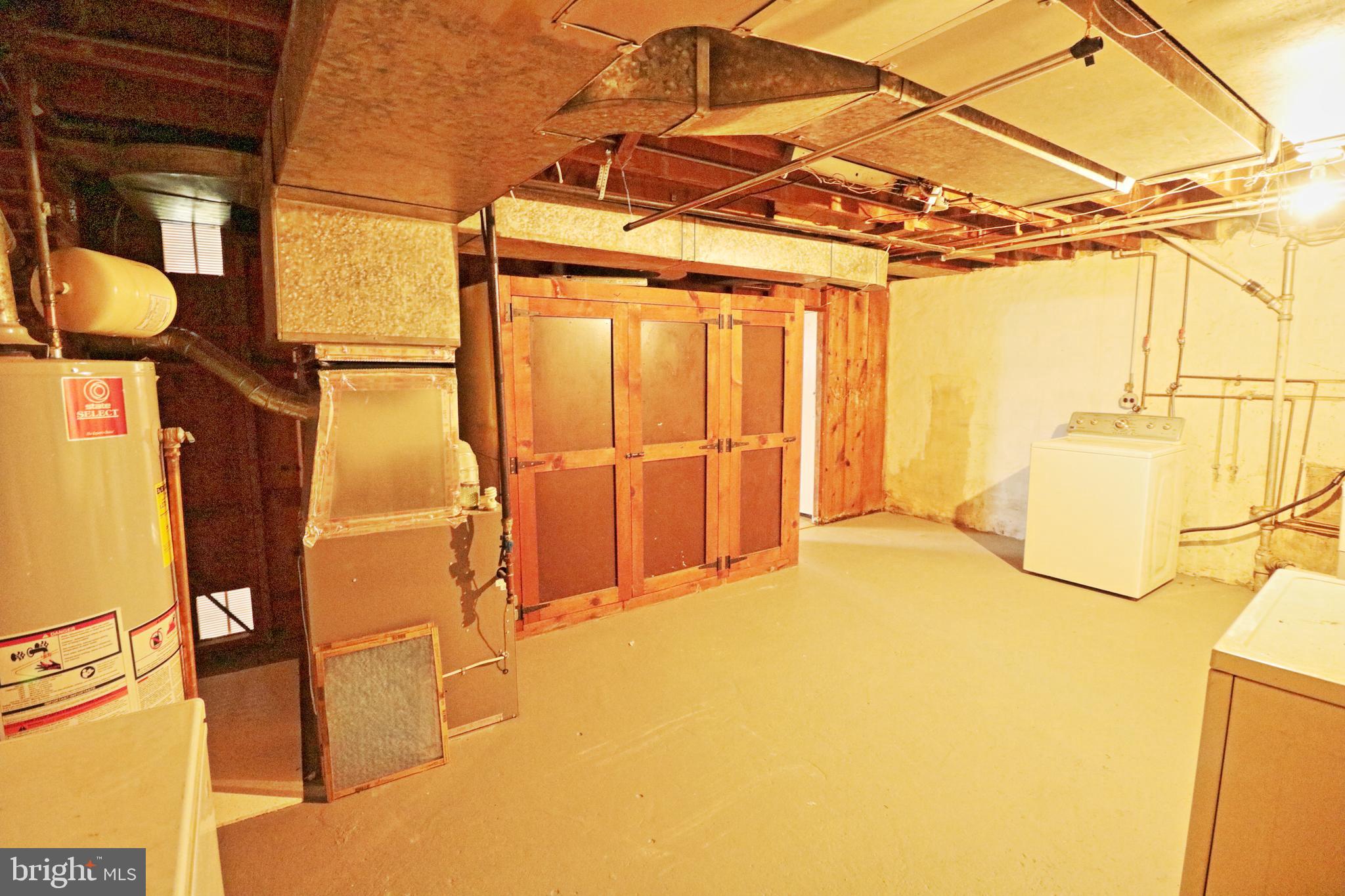 WEST HILLS - Residential