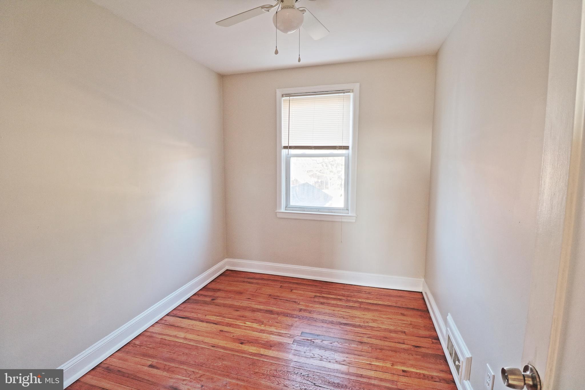 WEST HILLS - Residential