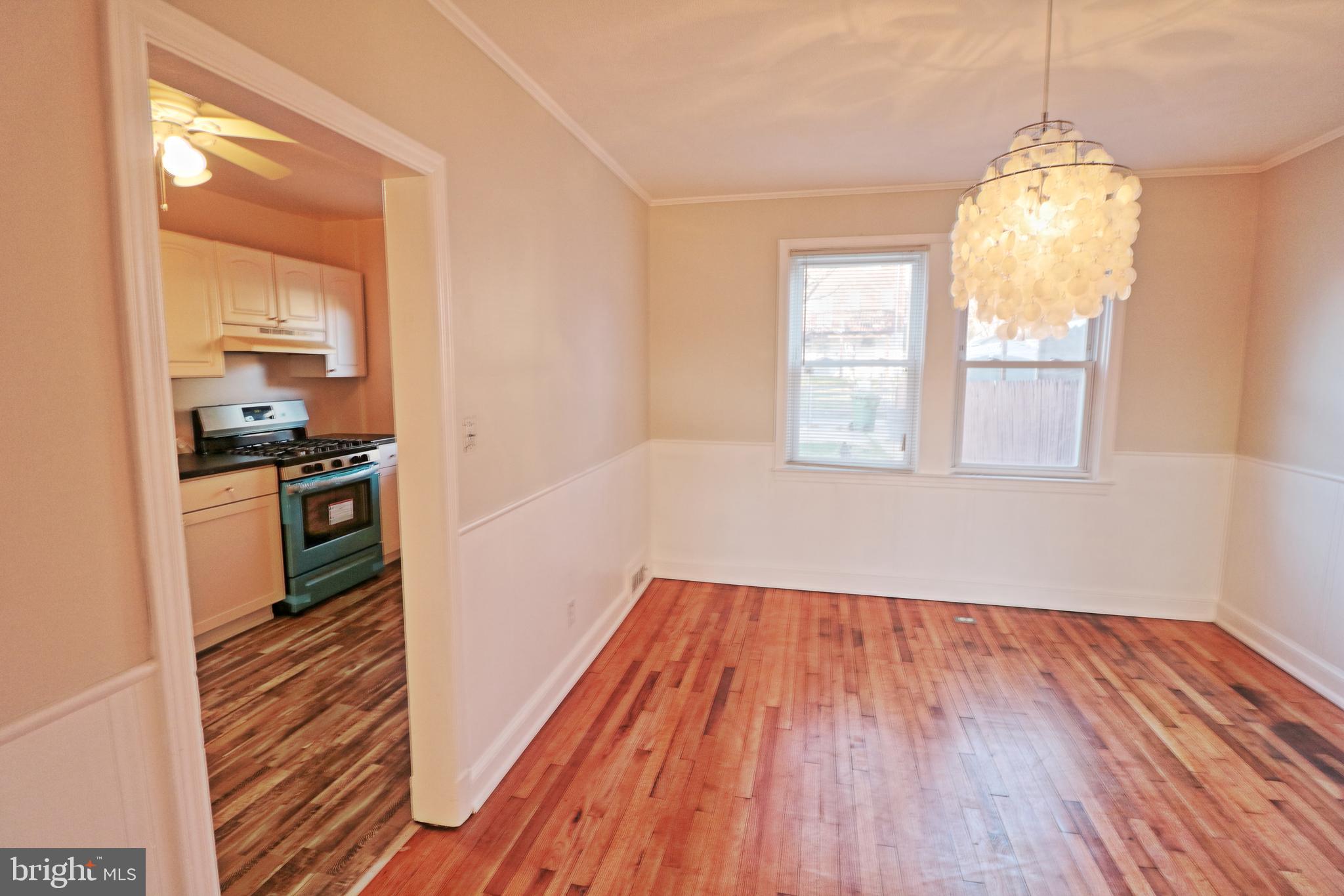 WEST HILLS - Residential