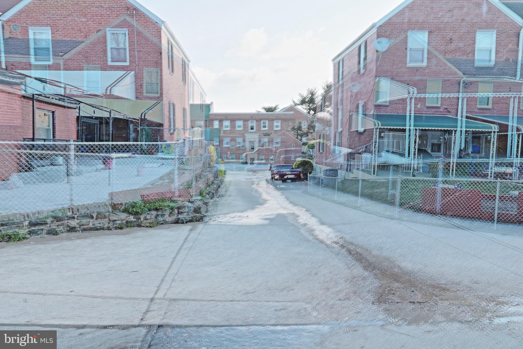 WEST HILLS - Residential