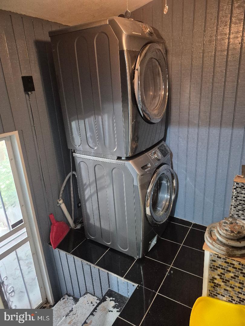 WEST PASSYUNK - Residential