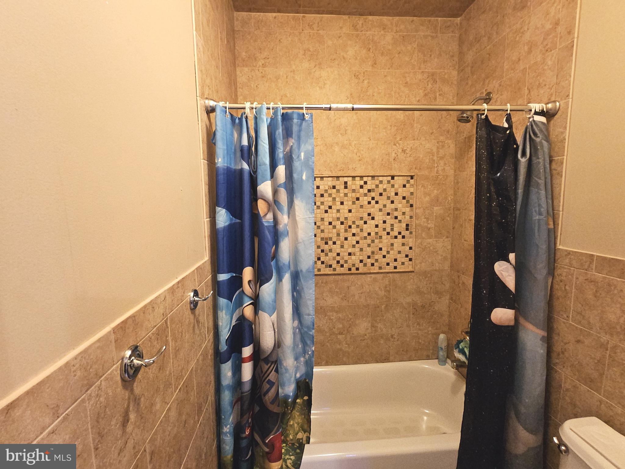 ESTATES OF DOVE RUN - Residential